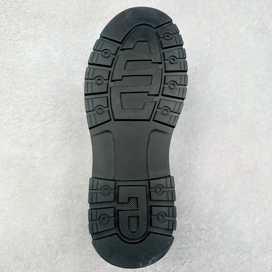 图片[9]-ECCO爱步2024年新款户外鞋防水透气越野跑鞋 健步踪迹系列 鞋面设有GORE-TEX防水薄膜 给你贴心防水保护 防水透气 直接注塑工艺连接鞋面与鞋底 一体成型 合脚稳固 BIOM自然律动科技鞋楦 符合人体工学 长效缓震带来裸足体验 橡胶大底 结合橡胶凸起鞋钉设计 适应多种地形 提供强劲抓地力与耐磨性 稳定支撑 越野无束 尺码：39 40 41 42 43 44（正常码）-选品中心