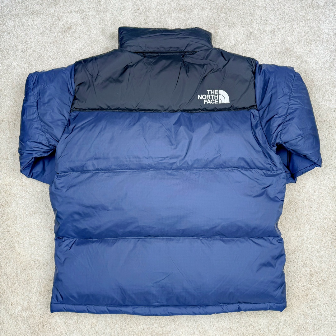 图片[2]-超强福利 硬货特价 𝗧𝗵𝗲 𝗡𝗼𝗿𝘁𝗵 𝗙𝗮𝗰𝗲｜北面1996 Nuptse 经典款羽绒服（美版·男女同款）（福利版 支持售后） 现货操作 全码入库 用短袖的价格买羽绒服 ◽尺码：XS / S / M / L / XL / XXL ◽颜色：7个配色-选品中心