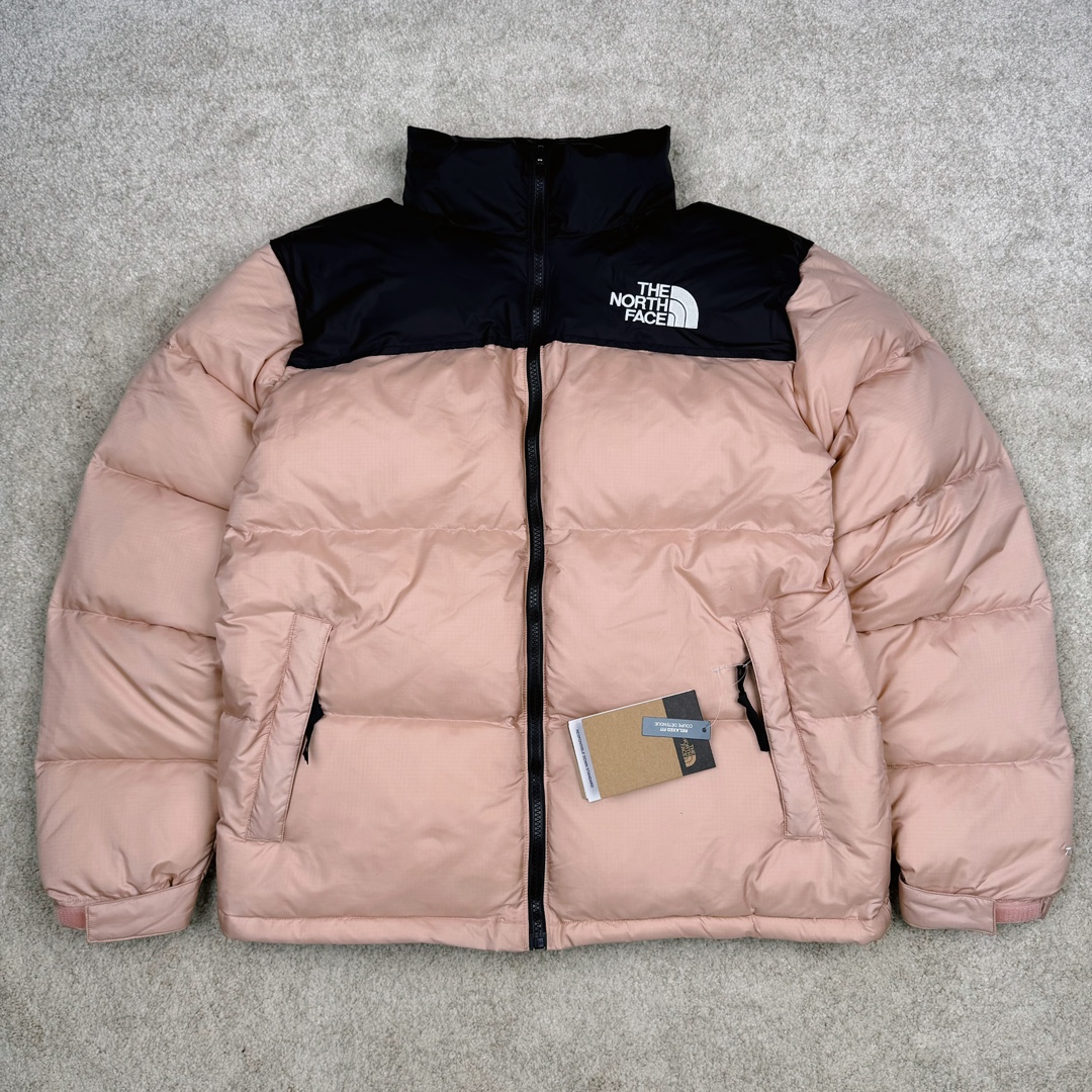 超强福利 硬货特价 𝗧𝗵𝗲 𝗡𝗼𝗿𝘁𝗵 𝗙𝗮𝗰𝗲|北面1996 Nuptse 经典款羽绒服(美版·男女同款)(福利版 支持售后) 现货操作 全码入库 用短袖的价格买羽绒服 ◽尺码:XS / S / M / L / XL / XXL ◽颜色:7个配色-选品中心