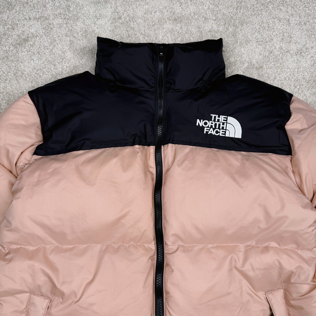 图片[4]-超强福利 硬货特价 𝗧𝗵𝗲 𝗡𝗼𝗿𝘁𝗵 𝗙𝗮𝗰𝗲｜北面1996 Nuptse 经典款羽绒服（美版·男女同款）（福利版 支持售后） 现货操作 全码入库 用短袖的价格买羽绒服 ◽尺码：XS / S / M / L / XL / XXL ◽颜色：7个配色-选品中心