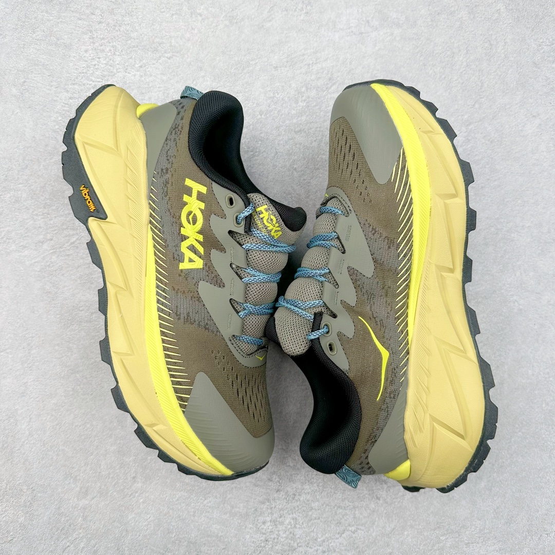 图片[3]-HOKA SKYLINE-FLOAT X 为HOKA首双搭载PeBax推进板的户外登山鞋，为近期大受欢迎的快速登山趋势打造，可同时对应越野跑与快速登山需求。90%蓖麻油提炼制造的Pebax推进版，搭配以甘蔗材质提炼的双密度EVA中底，为登山者带来源源不绝的前进能量。后跟外侧加长的Swallowtail Heel燕尾设计，同时提供上坡有感推进力、下坡步态更顺畅转换的快速登山新体验，适合想尝试轻量化登山，追求快速登山，但希望同时保持支撑推进力的族群。SKYLINE-FLOAT X使用Vibram黄金大底XS Trek复合橡胶成分，兼具耐磨与抓地力，搭配全新设计的5mm大底鞋齿与鞋纹，让克服崎岖地形更轻松，落地更稳定。 尺码：36 36.5 37.5 38 38.5 39 40 40.5 41 42 42.5 43 44 44.5 45-选品中心