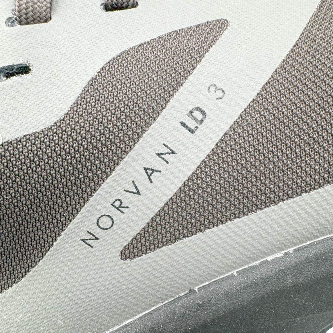 图片[16]-＃TZD特供 Arcteryx Norvan LD 3 Gore-Tex 始祖鸟系列长距离越野登山徒步户外防水多功能运动跑鞋 台州原厂独家原底面配置 全套原厂生产指令加持 原厂特供Vibram外底 防水弹力尼龙布 外层热压TPU鞋面 随意纵横 内外盒标包装纸鞋带配件均同步公司 完美拉帮中底带钢印 仅服务市场百分之五高端客户 公司一样的东西 放心开冲 外贸 零售 裸鞋 渠道货 随意操作 承诺半个月内开胶直接换新 尺码同步官方：39.5 40 40.5 41 42 42.5 43 44 44.5 45-选品中心