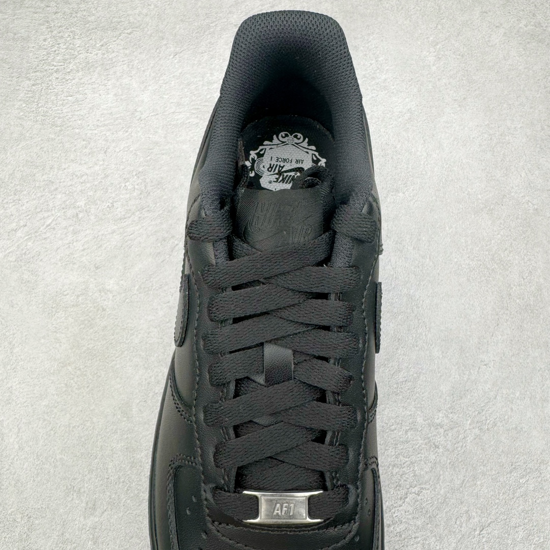 图片[5]-＃KZ神版特价 NK Air Force 1 Low \’07 空军一号低帮经典板鞋 全黑 CW2288-001 同步官方2024专柜在售全新版本细节 更新3/4背胶 全新货号 鞋盒规格 不规则波浪大底咬花 全鞋电脑针车 工整有序 视觉效果满分 原厂拉帮手法 标准四线 密度针距针孔大小控制到位 原装反口里网布海绵 正确卡色网眼大小 新版鞋撑改用纸团代替 原厂港宝加持完美还原灵魂版型 原盒原配从里到外百分百还原 原厂全头层原厂皮料 原标原盒 内置Sole气垫 中底白色背胶 中底划线 已经无限的接近公司 原厂楦头 原厂刺绣 后跟弧度修正 独家私模最大开发到48.5 尺码：35.5 36 36.5 37.5 38 38.5 39 40 40.5 41 42 42.5 43 44 44.5 45 46 47.5 48.5-选品中心