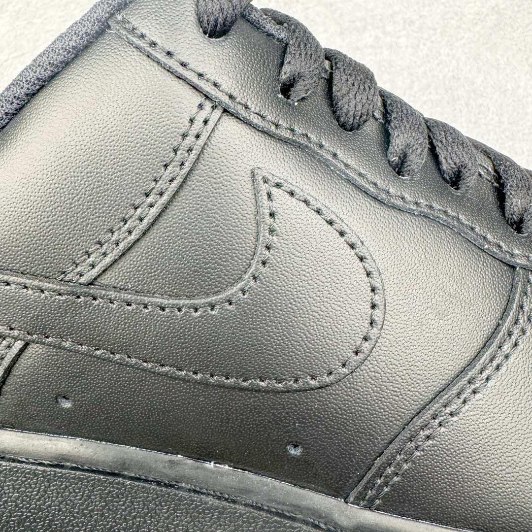 图片[21]-＃KZ神版特价 NK Air Force 1 Low \’07 空军一号低帮经典板鞋 全黑 CW2288-001 同步官方2024专柜在售全新版本细节 更新3/4背胶 全新货号 鞋盒规格 不规则波浪大底咬花 全鞋电脑针车 工整有序 视觉效果满分 原厂拉帮手法 标准四线 密度针距针孔大小控制到位 原装反口里网布海绵 正确卡色网眼大小 新版鞋撑改用纸团代替 原厂港宝加持完美还原灵魂版型 原盒原配从里到外百分百还原 原厂全头层原厂皮料 原标原盒 内置Sole气垫 中底白色背胶 中底划线 已经无限的接近公司 原厂楦头 原厂刺绣 后跟弧度修正 独家私模最大开发到48.5 尺码：35.5 36 36.5 37.5 38 38.5 39 40 40.5 41 42 42.5 43 44 44.5 45 46 47.5 48.5-选品中心