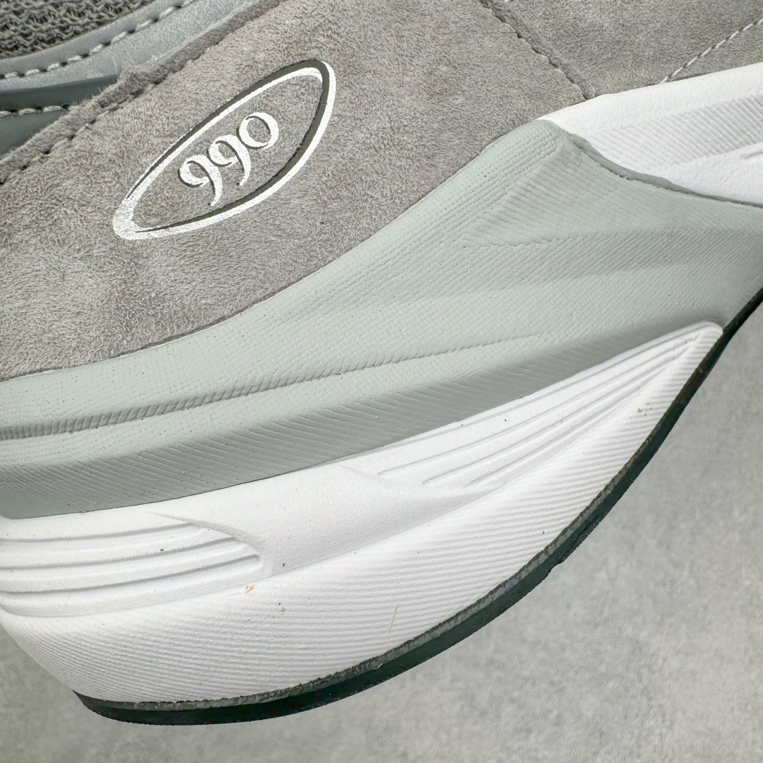 图片[15]-＃M纯原 New Balance M990GL6 新百伦NB990V6 原始灰 第六代总统复古慢跑鞋 正确3M反光细节 原楦原纸版开发 正确6层组合底模精密开发 后跟透明TPU水晶装饰条稳固 沿用了引以为傲的跑鞋手工技艺 采用猪皮绒面并包裹局部透气网面的鞋身设计 菱网鞋舌上刻有New Balance USA 鞋面依旧身着经典的大热之灰 彰显了其高端的品质身份 尺码：36 37 37.5 38 38.5 39 40 40.5 41.5 42 42.5 43 44 44.5 45 46.5-选品中心