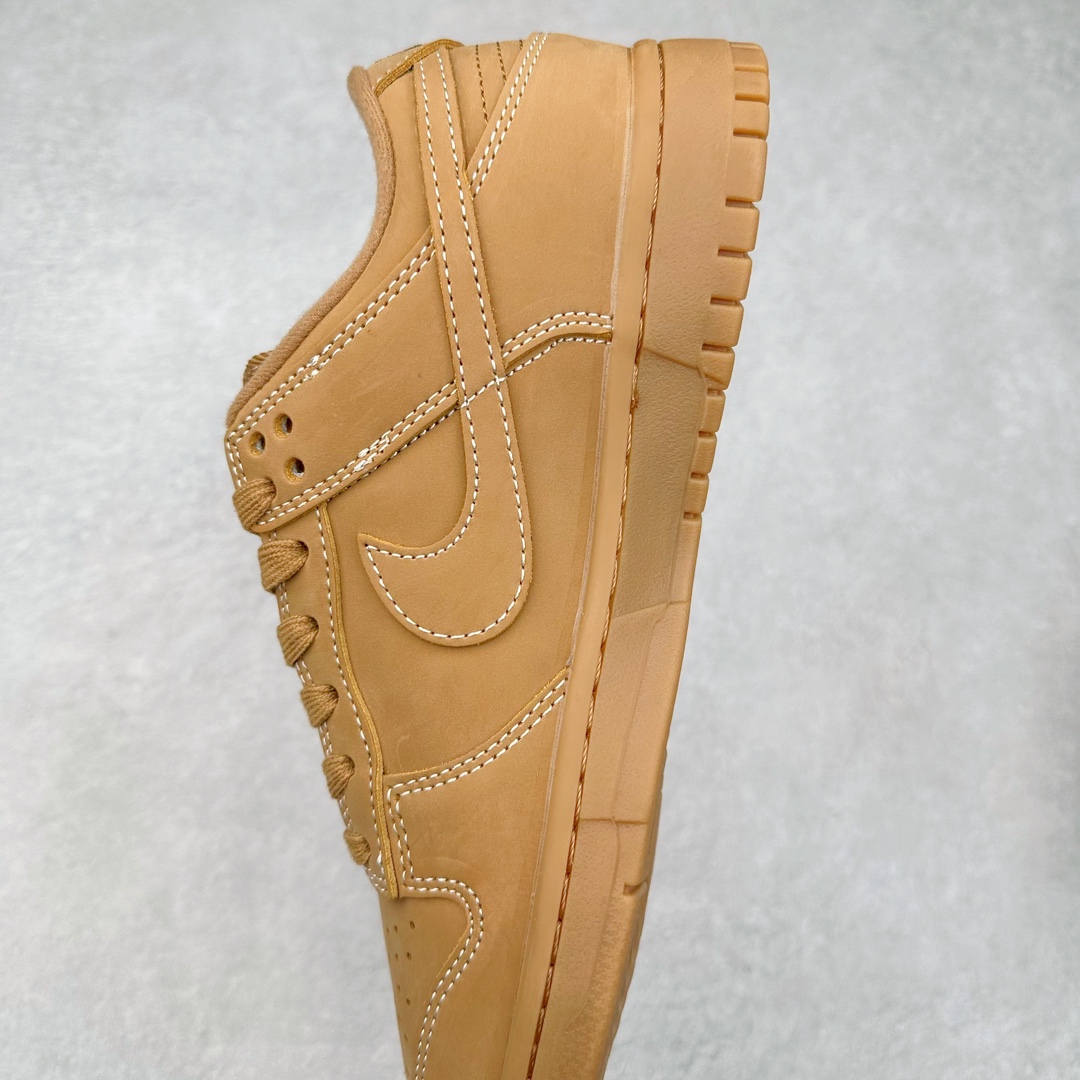 图片[7]-NK Dunk Low 定制配色 XX3318-305 大厂出品 极力推荐 原装头层材料 独家版型蒸餾加工帶來的是更好的视觉和脚感体验大厂纯原品质出货 清洁度 电绣工艺 皮料切割干净无任何毛边 细节完美 尺码：36 36.5 37.5 38 38.5 39 40 40.5 41 42 42.5 43 44 44.5 45 46 47.5-选品中心