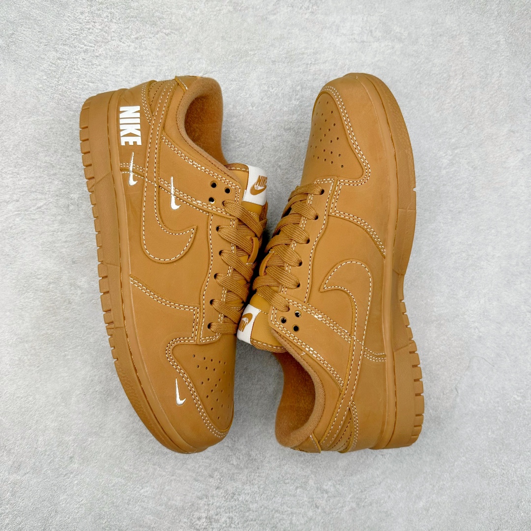 图片[3]-NK Dunk Low 定制配色 XX3318-305 大厂出品 极力推荐 原装头层材料 独家版型蒸餾加工帶來的是更好的视觉和脚感体验大厂纯原品质出货 清洁度 电绣工艺 皮料切割干净无任何毛边 细节完美 尺码：36 36.5 37.5 38 38.5 39 40 40.5 41 42 42.5 43 44 44.5 45 46 47.5-选品中心