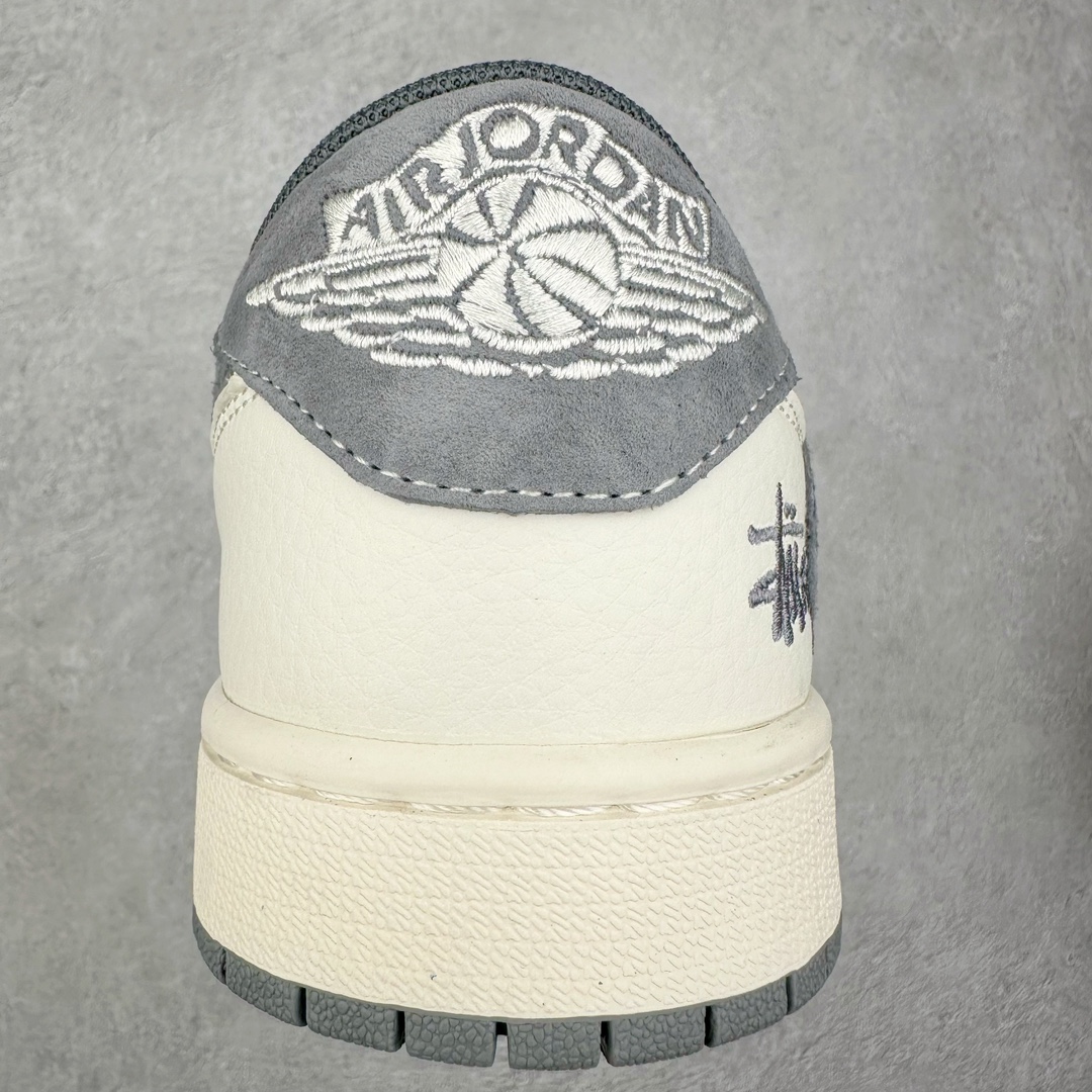 图片[8]-TS x Air Jordan AJ1 Low 倒钩低帮联名定制配色 SJ2068-125 原厂内置气垫魔块 A模大底 头层小牛皮 鞋舌AJ原厂专用牛津布+AJ专用反口珍珠布+原厂无杂质高弹内里海棉+特殊封边弹力鞋带 尺码：36 36.5 37.5 38 38.5 39 40 40.5 41 42 42.5 43 44 44.5 45 46 47.5-选品中心