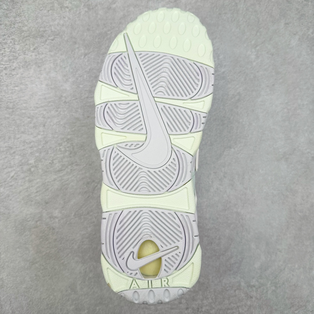 图片[9]-＃PP纯原福利 NK Air More Uptempo ’96 OG 皮蓬大AIR复古篮球鞋 以流行于街头的涂鸦文化为设计灵感 整体的设计风格夸张而充满魅力 厚实而充满质感的皮质鞋面两侧印刻了一对巨大的字母“AIR”独特炫酷的外观惊艳无比 尺码：36 36.5 37.5 38 38.5 39 40 40.5 41 42 42.5 43 44 44.5 45 46-选品中心