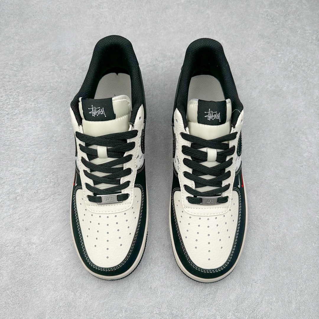 图片[2]-NK Air Force 1´07 Low 空军一号低帮百搭休闲运动板鞋 SJ6698-010 柔软、弹性十足的缓震性能和出色的中底设计 横跨复古与现代的外型结合 造就出风靡全球 三十多年的Force 1 直到今天还深受青睐 尺码：36 36.5 37.5 38 38.5 39 40 40.5 41 42 42.5 43 44 44.5 45-选品中心