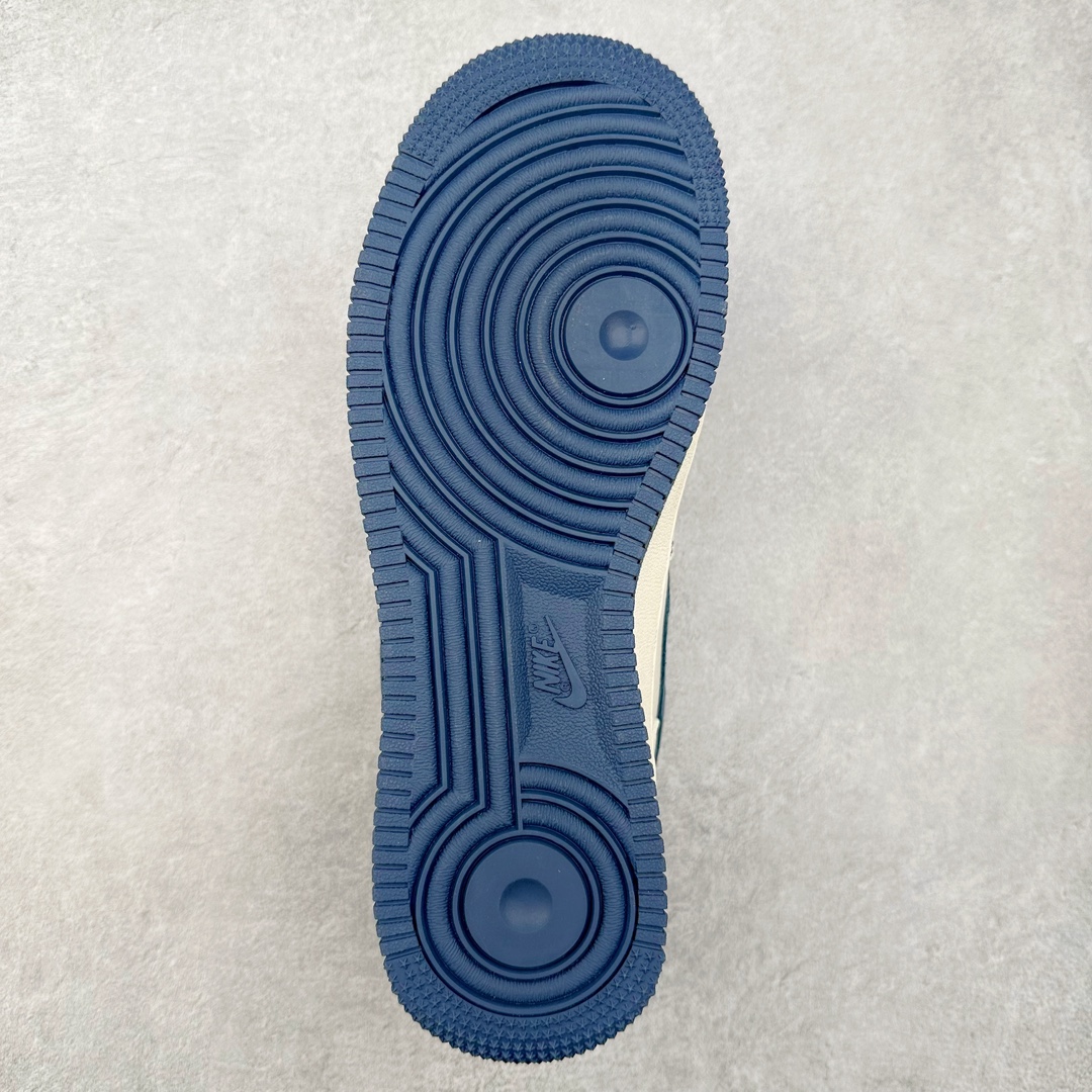 图片[9]-NK Air Force 1´07 Low 空军一号低帮百搭休闲运动板鞋 XZ3328-669 柔软、弹性十足的缓震性能和出色的中底设计 横跨复古与现代的外型结合 造就出风靡全球 三十多年的Force 1 直到今天还深受青睐 尺码：36 36.5 37.5 38 38.5 39 40 40.5 41 42 42.5 43 44 44.5 45-选品中心