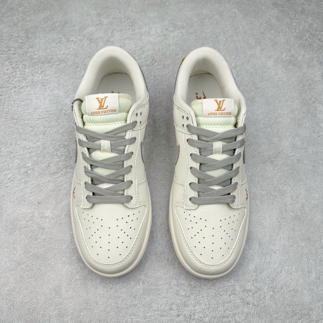 图片[2]-NK Dunk Low 定制配色 FC1688-191 大厂出品 极力推荐 原装头层材料 独家版型蒸餾加工帶來的是更好的视觉和脚感体验大厂纯原品质出货 清洁度 电绣工艺 皮料切割干净无任何毛边 细节完美 尺码：36 36.5 37.5 38 38.5 39 40 40.5 41 42 42.5 43 44 44.5 45 46 47.5-选品中心
