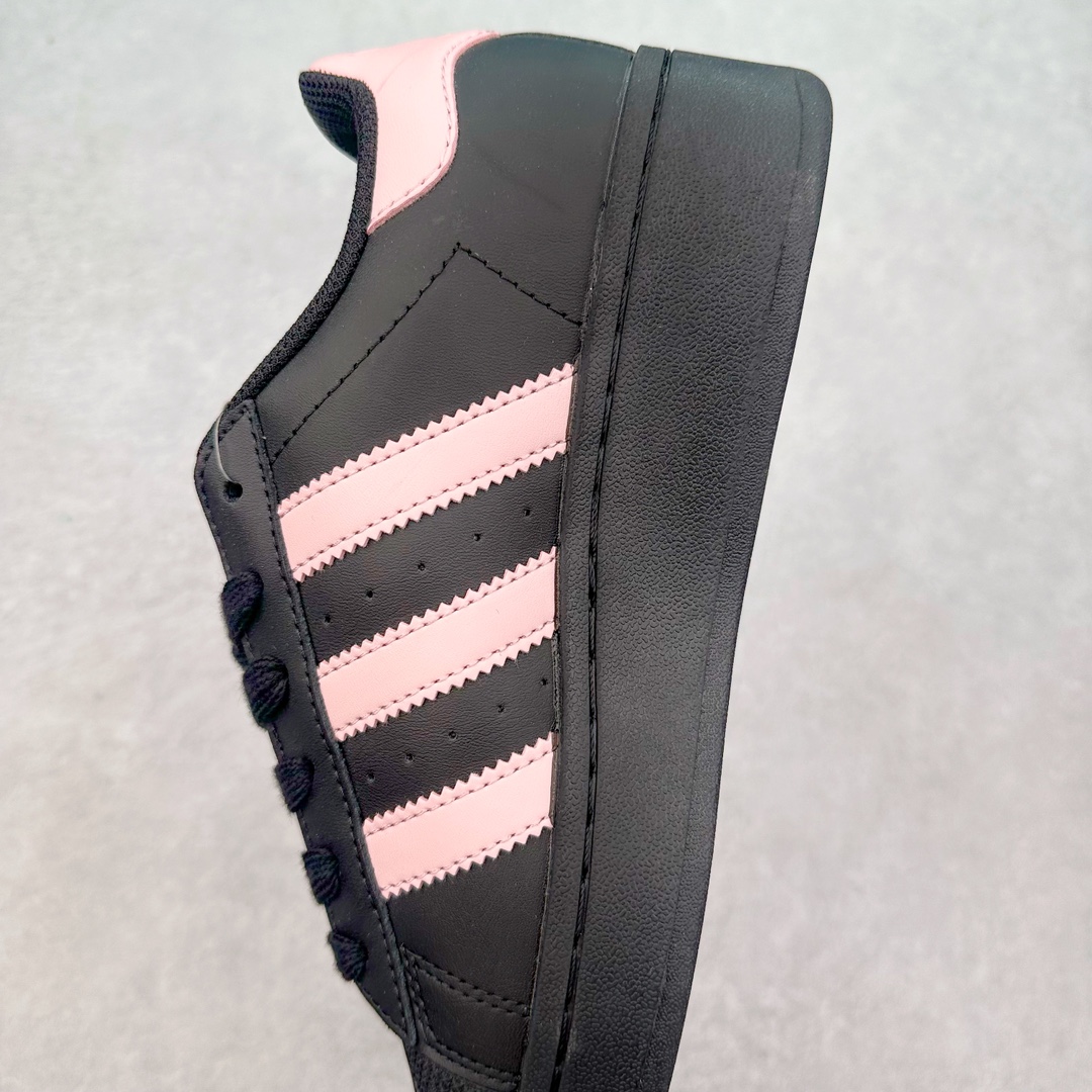 图片[7]-＃特价福利 AD Originals Superstar 经典复古贝壳头厚底板鞋 IF9995 诞生于1969年 是第一双将全皮面鞋 身与橡胶鞋头结合在一起的低帮篮球鞋 Superstar最开始 是作为高帮篮球鞋Pro Model的低帮版本而出现的 但因为其独特和醒目的橡胶鞋头造型而让大家熟知 被大家形象地称为\\\”shelltoe\\\”贝壳头 在70年代的美国职业篮球场上 接近3/4的NBA球员都将这双Superstar作为场上用鞋 80年代之后 经过不断的改良和发展 Superstar逐渐成为横跨时装、音乐、街头文化、休闲和运动等各大领域的时尚潮鞋 尺码：35.5 36 36.5 37 38 38.5 39 40 40.5 41 42 42.5 43 44 44.5 45-选品中心