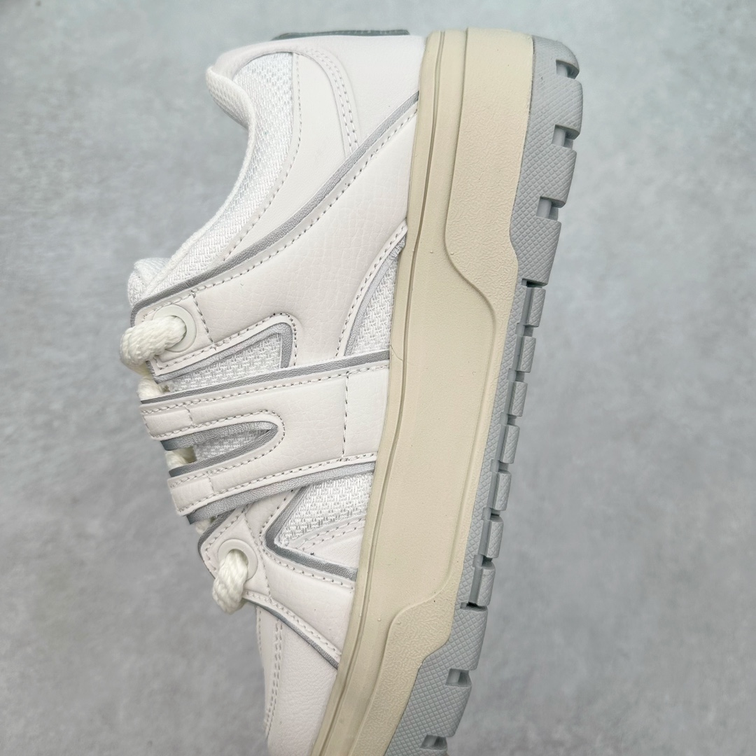 图片[7]-MLB Chunky Liner 时尚舒适耐磨低帮生活休闲鞋 MLB是韩国F&F旗下潮流服装品牌，拥有150年历史的经典传统，是街头文化和国际生活方式的领导者。MLB 拥有包括男装、女装、童装、配饰在内的全品类服饰，提供覆盖各性别、各年龄层、From Head to Toe的穿搭装备。其产品结合了韩国的时尚造型与质感，展现了运动服饰也可以兼具时尚潮流的风格。在产品设计上，MLB不仅融合了美国职业棒球大联盟的各当家球队，更结合了棒球运动中的各个元素。 尺码：35 36 36.5 37.5 38 38.5 39 40 40.5 41 42 42.5 43 44 44.5 45-选品中心