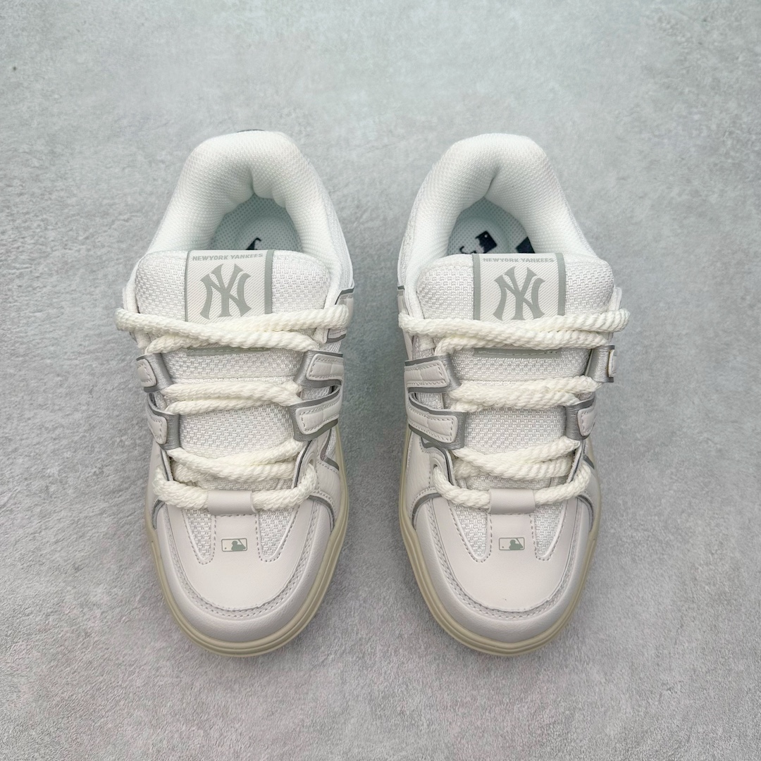 图片[2]-MLB Chunky Liner 时尚舒适耐磨低帮生活休闲鞋 MLB是韩国F&F旗下潮流服装品牌，拥有150年历史的经典传统，是街头文化和国际生活方式的领导者。MLB 拥有包括男装、女装、童装、配饰在内的全品类服饰，提供覆盖各性别、各年龄层、From Head to Toe的穿搭装备。其产品结合了韩国的时尚造型与质感，展现了运动服饰也可以兼具时尚潮流的风格。在产品设计上，MLB不仅融合了美国职业棒球大联盟的各当家球队，更结合了棒球运动中的各个元素。 尺码：35 36 36.5 37.5 38 38.5 39 40 40.5 41 42 42.5 43 44 44.5 45-选品中心