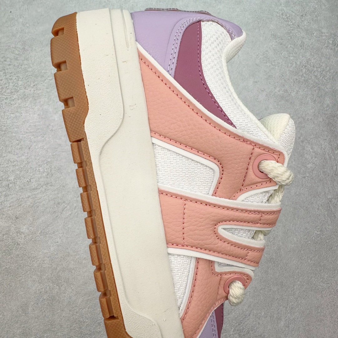 图片[6]-MLB Chunky Liner 时尚舒适耐磨低帮生活休闲鞋 MLB是韩国F&F旗下潮流服装品牌，拥有150年历史的经典传统，是街头文化和国际生活方式的领导者。MLB 拥有包括男装、女装、童装、配饰在内的全品类服饰，提供覆盖各性别、各年龄层、From Head to Toe的穿搭装备。其产品结合了韩国的时尚造型与质感，展现了运动服饰也可以兼具时尚潮流的风格。在产品设计上，MLB不仅融合了美国职业棒球大联盟的各当家球队，更结合了棒球运动中的各个元素。 尺码：35 36 36.5 37.5 38 38.5 39 40 40.5 41 42 42.5 43 44 44.5 45-选品中心