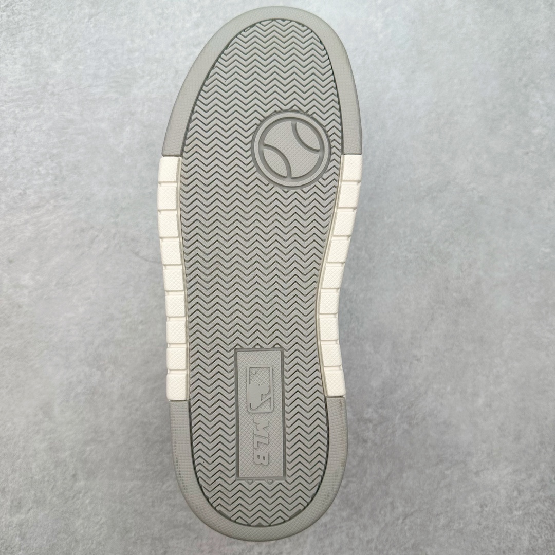 图片[9]-＃PB过验版 MLB Chunky Liner Basic 复古印花学长鞋系列低帮轻量增高厚底百搭休闲运动慢跑鞋板鞋 Korea韩国联名NY美国榄球纽约洋基队限定 目前可过轻松秒过各类鉴定 能操作的私聊 韩国代购专供 左脚内置NFC感应 区别市面贴纸假芯片 MLB专用菱形双针中底布 重点细节中底布带注胶孔 原厂NFC感应吊牌 支持鉴定 一个两位数 原盒原标 全套原楦原纸板原厂数据开发 中韩文保养标贴 绿色防霉片 平台代购专供 独家一比一RB+MD组合大底 高频后跟小人Logo精准对位立体饱满 正确网布加超迁鞋面 转印中底走线紧密 转印Logo工艺表层防刮不掉色 尺码：35 36 36.5 37.5 38 38.5 39 40 40.5 41 42 42.5 43 44 44.5 45-选品中心