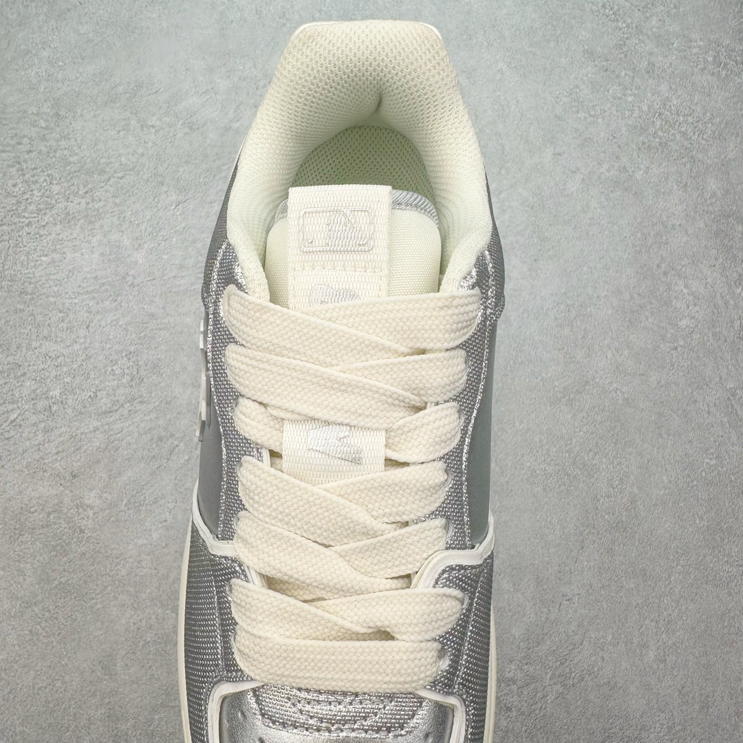 图片[5]-＃PB过验版 MLB Chunky Liner Basic 复古印花学长鞋系列低帮轻量增高厚底百搭休闲运动慢跑鞋板鞋 Korea韩国联名NY美国榄球纽约洋基队限定 目前可过轻松秒过各类鉴定 能操作的私聊 韩国代购专供 左脚内置NFC感应 区别市面贴纸假芯片 MLB专用菱形双针中底布 重点细节中底布带注胶孔 原厂NFC感应吊牌 支持鉴定 一个两位数 原盒原标 全套原楦原纸板原厂数据开发 中韩文保养标贴 绿色防霉片 平台代购专供 独家一比一RB+MD组合大底 高频后跟小人Logo精准对位立体饱满 正确网布加超迁鞋面 转印中底走线紧密 转印Logo工艺表层防刮不掉色 尺码：35 36 36.5 37.5 38 38.5 39 40 40.5 41 42 42.5 43 44 44.5 45-选品中心