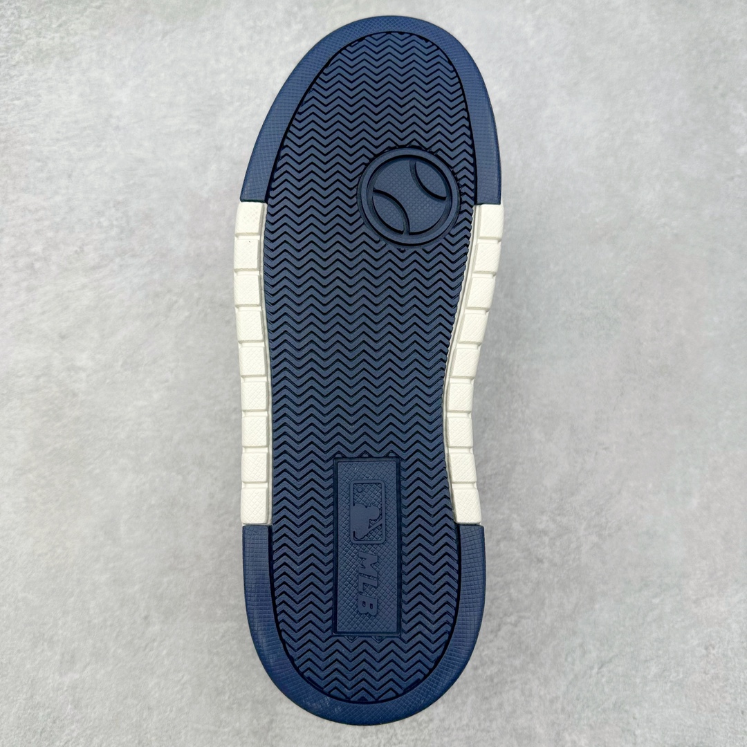 图片[9]-＃PB过验版 MLB Chunky Liner Basic 复古印花学长鞋系列低帮轻量增高厚底百搭休闲运动慢跑鞋板鞋 Korea韩国联名NY美国榄球纽约洋基队限定 目前可过轻松秒过各类鉴定 能操作的私聊 韩国代购专供 左脚内置NFC感应 区别市面贴纸假芯片 MLB专用菱形双针中底布 重点细节中底布带注胶孔 原厂NFC感应吊牌 支持鉴定 一个两位数 原盒原标 全套原楦原纸板原厂数据开发 中韩文保养标贴 绿色防霉片 平台代购专供 独家一比一RB+MD组合大底 高频后跟小人Logo精准对位立体饱满 正确网布加超迁鞋面 转印中底走线紧密 转印Logo工艺表层防刮不掉色 尺码：35 36 36.5 37.5 38 38.5 39 40 40.5 41 42 42.5 43 44 44.5 45-选品中心