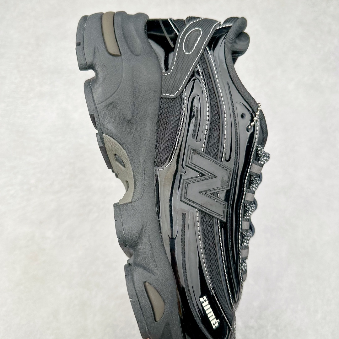 图片[6]-＃GT纯原福利 New Balance M1000 NB新百伦系列低帮复古老爹风休闲运动慢跑鞋 据悉，New Balance的复古鞋型M1000系列将在2024年正式回归。而自家美产创意总监Teddy Santis的AIMÉ LEON DORE也将率先推出联名1000撑撑场子，鞋款预计将在今年正式发布。New Balance1000系列作为NB最高端的鞋型，诞生于1999年，一度成为当年的热门鞋型，神似Nike Air Max95，现在看来也是一双符合潮流趋势的复古老爹鞋型。此番Teddy Santis亲自操刀，将丰富的配色和升级材质于复古的1000鞋型结合，鞋身采用米色、绿色和粉色的搭配。\\\”N\\\”字Logo也以全新的设计呈现，以1000标志性的网布和皮革材质打造，带来全新的视觉体验。后续ALD和New Balance1000的联名还将推出纯白配色，具体颜值还要等更多实物图的释出。AIMÉ LEON DORE和New Balance的多次联名一直有着超高的人气，无论是550还是1906R都有着不低的溢价，预计此番颜值不错的全新1000也会有着较高的人气。尺码：36 37 37.5 38 38.5 39.5 40 40.5 41.5 42 42.5 43 44 44.5 45 45.5 46.5-选品中心