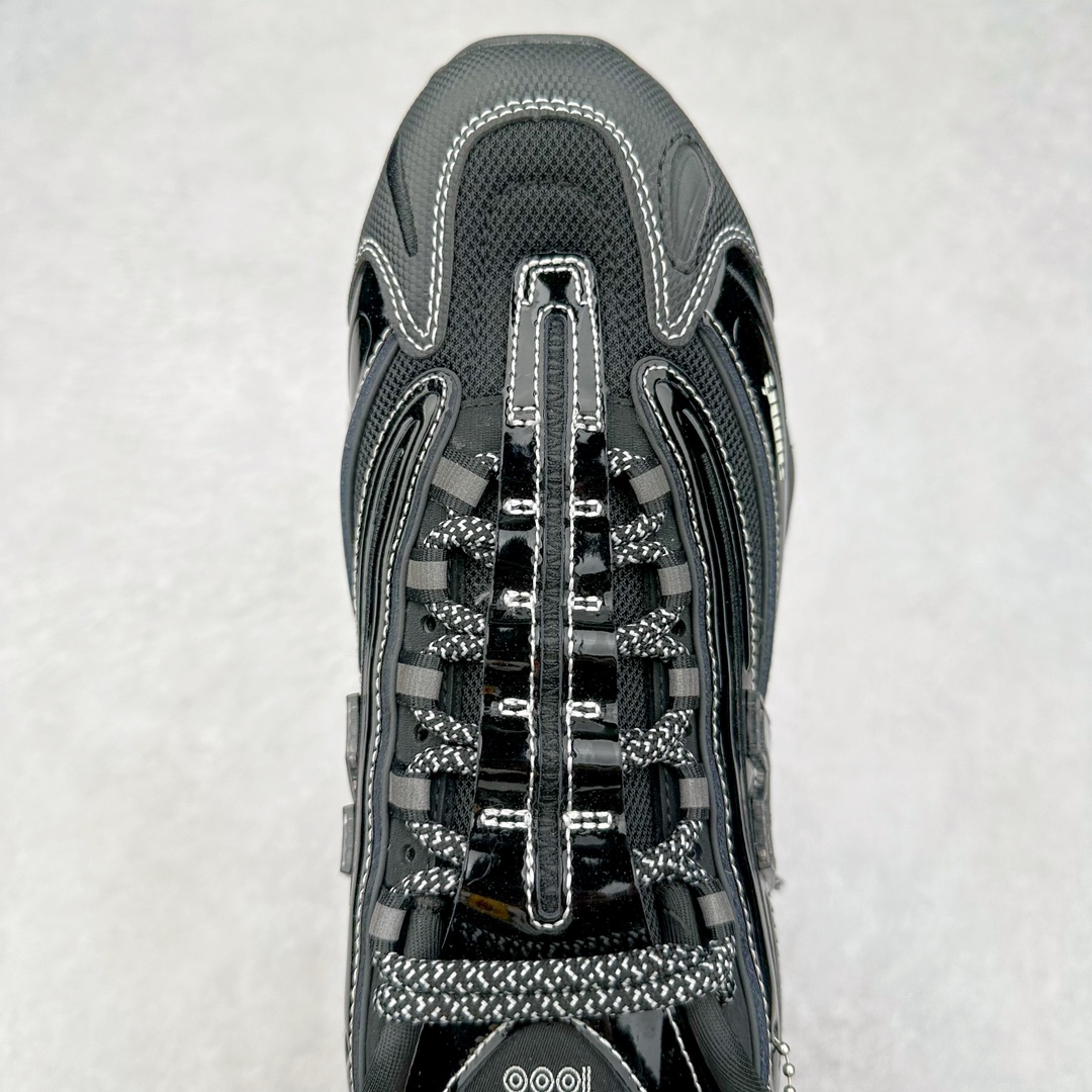 图片[4]-＃GT纯原福利 New Balance M1000 NB新百伦系列低帮复古老爹风休闲运动慢跑鞋 据悉，New Balance的复古鞋型M1000系列将在2024年正式回归。而自家美产创意总监Teddy Santis的AIMÉ LEON DORE也将率先推出联名1000撑撑场子，鞋款预计将在今年正式发布。New Balance1000系列作为NB最高端的鞋型，诞生于1999年，一度成为当年的热门鞋型，神似Nike Air Max95，现在看来也是一双符合潮流趋势的复古老爹鞋型。此番Teddy Santis亲自操刀，将丰富的配色和升级材质于复古的1000鞋型结合，鞋身采用米色、绿色和粉色的搭配。\\\”N\\\”字Logo也以全新的设计呈现，以1000标志性的网布和皮革材质打造，带来全新的视觉体验。后续ALD和New Balance1000的联名还将推出纯白配色，具体颜值还要等更多实物图的释出。AIMÉ LEON DORE和New Balance的多次联名一直有着超高的人气，无论是550还是1906R都有着不低的溢价，预计此番颜值不错的全新1000也会有着较高的人气。尺码：36 37 37.5 38 38.5 39.5 40 40.5 41.5 42 42.5 43 44 44.5 45 45.5 46.5-选品中心