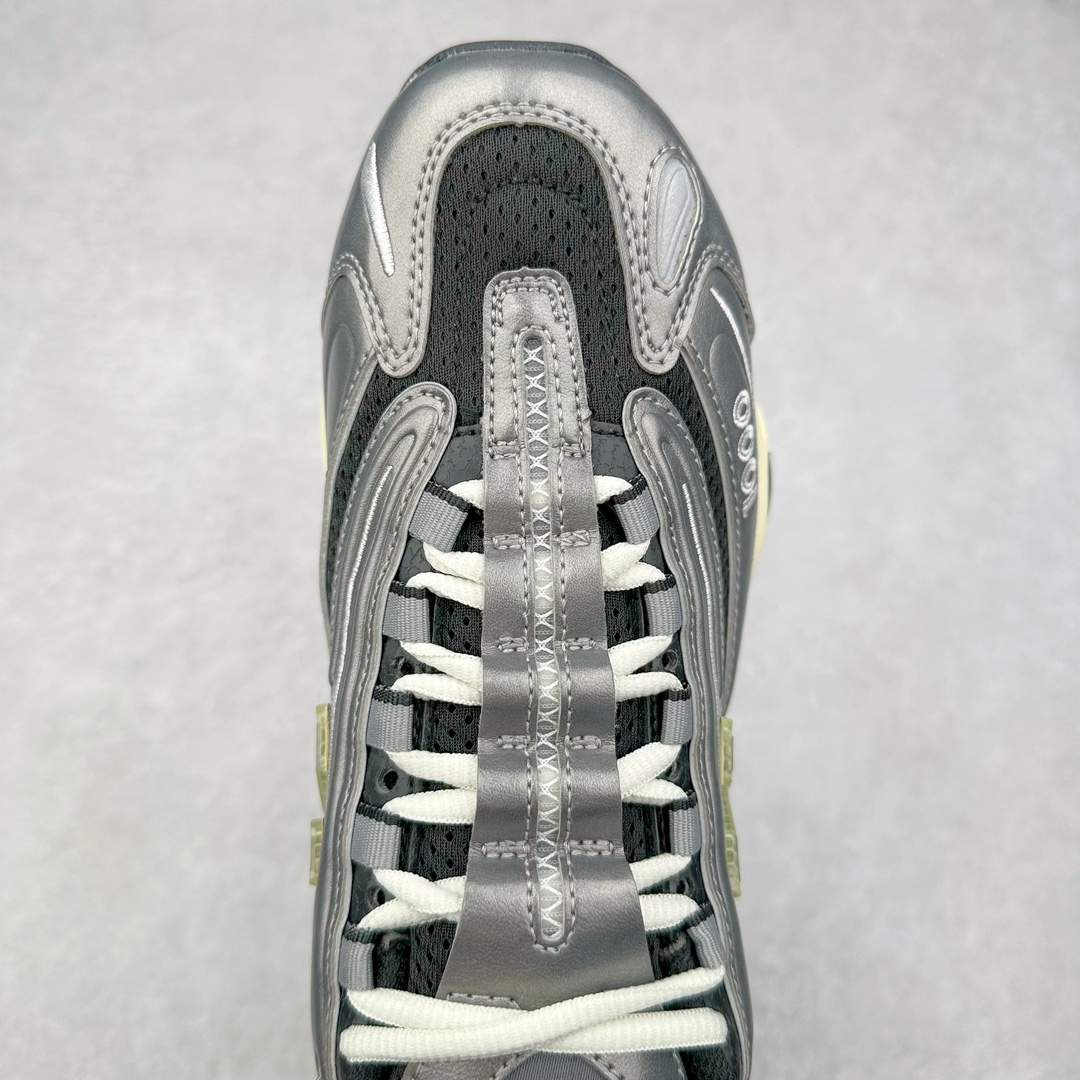 图片[4]-＃GT纯原福利 New Balance M1000 NB新百伦系列低帮复古老爹风休闲运动慢跑鞋 据悉，New Balance的复古鞋型M1000系列将在2024年正式回归。而自家美产创意总监Teddy Santis的AIMÉ LEON DORE也将率先推出联名1000撑撑场子，鞋款预计将在今年正式发布。New Balance1000系列作为NB最高端的鞋型，诞生于1999年，一度成为当年的热门鞋型，神似Nike Air Max95，现在看来也是一双符合潮流趋势的复古老爹鞋型。此番Teddy Santis亲自操刀，将丰富的配色和升级材质于复古的1000鞋型结合，鞋身采用米色、绿色和粉色的搭配。\\\”N\\\”字Logo也以全新的设计呈现，以1000标志性的网布和皮革材质打造，带来全新的视觉体验。后续ALD和New Balance1000的联名还将推出纯白配色，具体颜值还要等更多实物图的释出。AIMÉ LEON DORE和New Balance的多次联名一直有着超高的人气，无论是550还是1906R都有着不低的溢价，预计此番颜值不错的全新1000也会有着较高的人气。尺码：36 37 37.5 38 38.5 39.5 40 40.5 41.5 42 42.5 43 44 44.5 45 45.5 46.5-选品中心