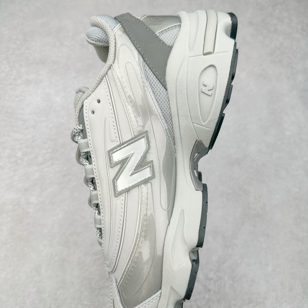 图片[7]-＃GT纯原福利 New Balance M1000 NB新百伦系列低帮复古老爹风休闲运动慢跑鞋 据悉，New Balance的复古鞋型M1000系列将在2024年正式回归。而自家美产创意总监Teddy Santis的AIMÉ LEON DORE也将率先推出联名1000撑撑场子，鞋款预计将在今年正式发布。New Balance1000系列作为NB最高端的鞋型，诞生于1999年，一度成为当年的热门鞋型，神似Nike Air Max95，现在看来也是一双符合潮流趋势的复古老爹鞋型。此番Teddy Santis亲自操刀，将丰富的配色和升级材质于复古的1000鞋型结合，鞋身采用米色、绿色和粉色的搭配。\\\”N\\\”字Logo也以全新的设计呈现，以1000标志性的网布和皮革材质打造，带来全新的视觉体验。后续ALD和New Balance1000的联名还将推出纯白配色，具体颜值还要等更多实物图的释出。AIMÉ LEON DORE和New Balance的多次联名一直有着超高的人气，无论是550还是1906R都有着不低的溢价，预计此番颜值不错的全新1000也会有着较高的人气。尺码：36 37 37.5 38 38.5 39.5 40 40.5 41.5 42 42.5 43 44 44.5 45 45.5 46.5-选品中心