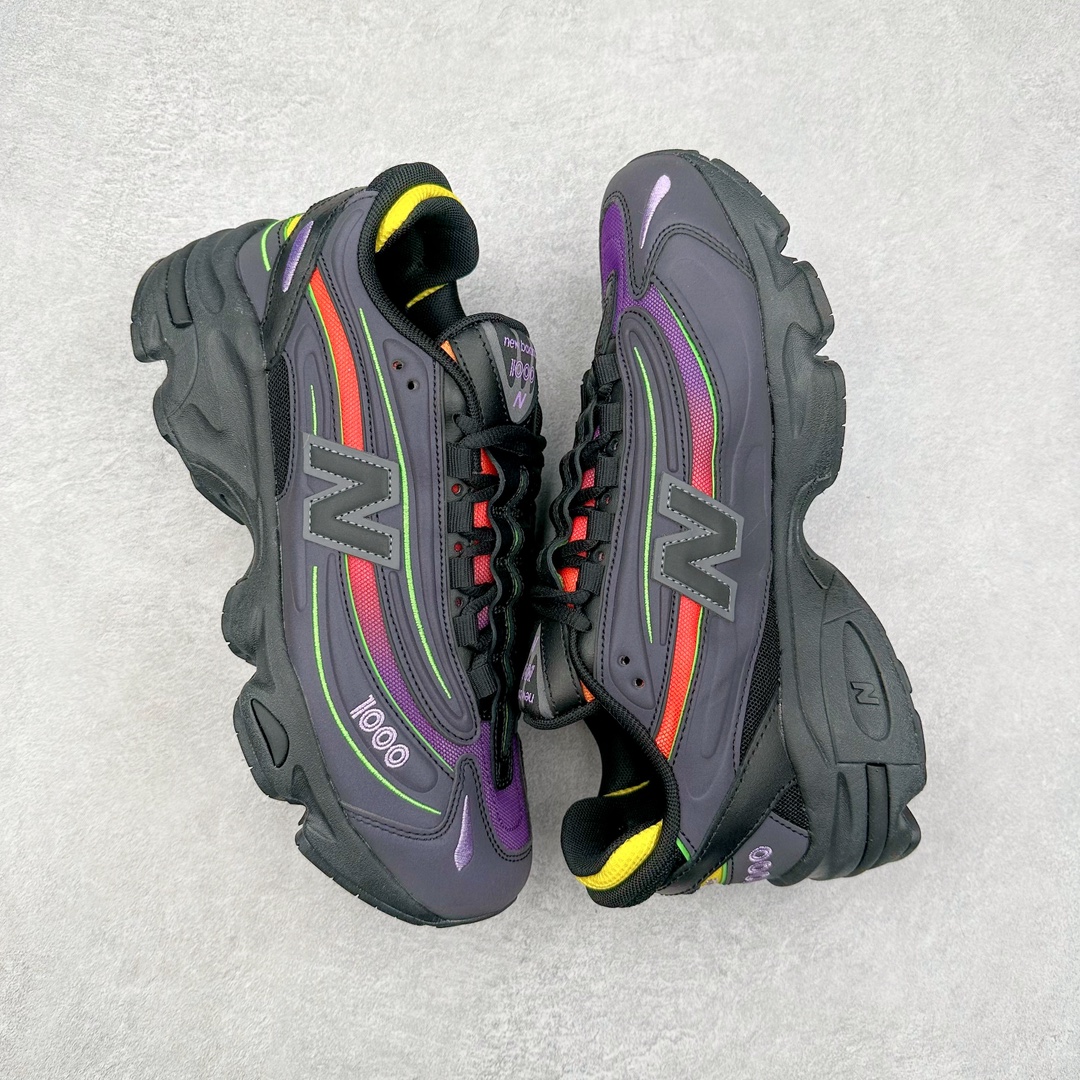 图片[3]-＃GT纯原福利 New Balance M1000 NB新百伦系列低帮复古老爹风休闲运动慢跑鞋 据悉，New Balance的复古鞋型M1000系列将在2024年正式回归。而自家美产创意总监Teddy Santis的AIMÉ LEON DORE也将率先推出联名1000撑撑场子，鞋款预计将在今年正式发布。New Balance1000系列作为NB最高端的鞋型，诞生于1999年，一度成为当年的热门鞋型，神似Nike Air Max95，现在看来也是一双符合潮流趋势的复古老爹鞋型。此番Teddy Santis亲自操刀，将丰富的配色和升级材质于复古的1000鞋型结合，鞋身采用米色、绿色和粉色的搭配。\\\”N\\\”字Logo也以全新的设计呈现，以1000标志性的网布和皮革材质打造，带来全新的视觉体验。后续ALD和New Balance1000的联名还将推出纯白配色，具体颜值还要等更多实物图的释出。AIMÉ LEON DORE和New Balance的多次联名一直有着超高的人气，无论是550还是1906R都有着不低的溢价，预计此番颜值不错的全新1000也会有着较高的人气。尺码：36 37 37.5 38 38.5 39.5 40 40.5 41.5 42 42.5 43 44 44.5 45 45.5 46.5-选品中心