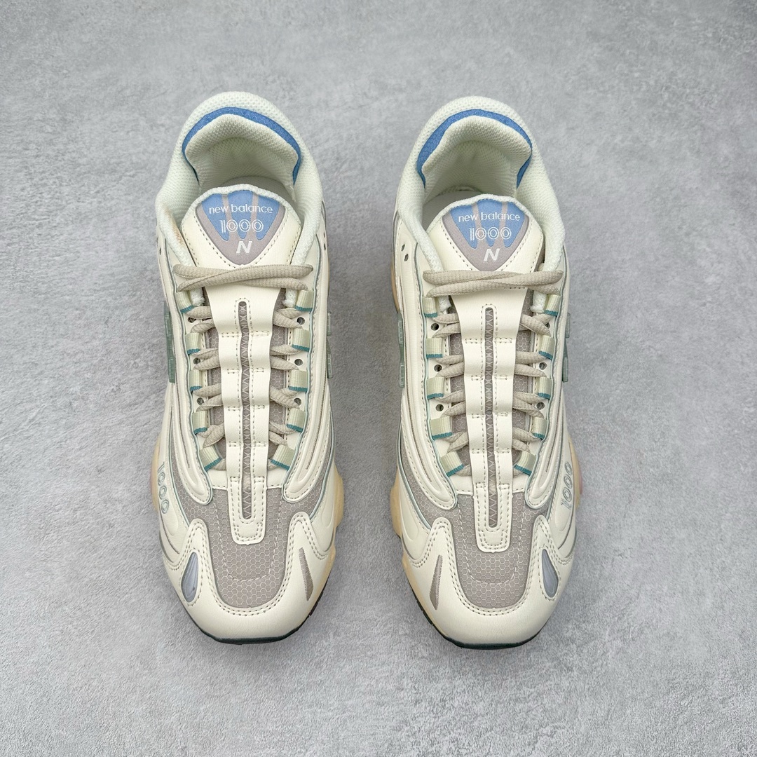 图片[2]-＃GT纯原福利 New Balance M1000 NB新百伦系列低帮复古老爹风休闲运动慢跑鞋 据悉，New Balance的复古鞋型M1000系列将在2024年正式回归。而自家美产创意总监Teddy Santis的AIMÉ LEON DORE也将率先推出联名1000撑撑场子，鞋款预计将在今年正式发布。New Balance1000系列作为NB最高端的鞋型，诞生于1999年，一度成为当年的热门鞋型，神似Nike Air Max95，现在看来也是一双符合潮流趋势的复古老爹鞋型。此番Teddy Santis亲自操刀，将丰富的配色和升级材质于复古的1000鞋型结合，鞋身采用米色、绿色和粉色的搭配。\\\”N\\\”字Logo也以全新的设计呈现，以1000标志性的网布和皮革材质打造，带来全新的视觉体验。后续ALD和New Balance1000的联名还将推出纯白配色，具体颜值还要等更多实物图的释出。AIMÉ LEON DORE和New Balance的多次联名一直有着超高的人气，无论是550还是1906R都有着不低的溢价，预计此番颜值不错的全新1000也会有着较高的人气。尺码：36 37 37.5 38 38.5 39.5 40 40.5 41.5 42 42.5 43 44 44.5 45 45.5 46.5-选品中心