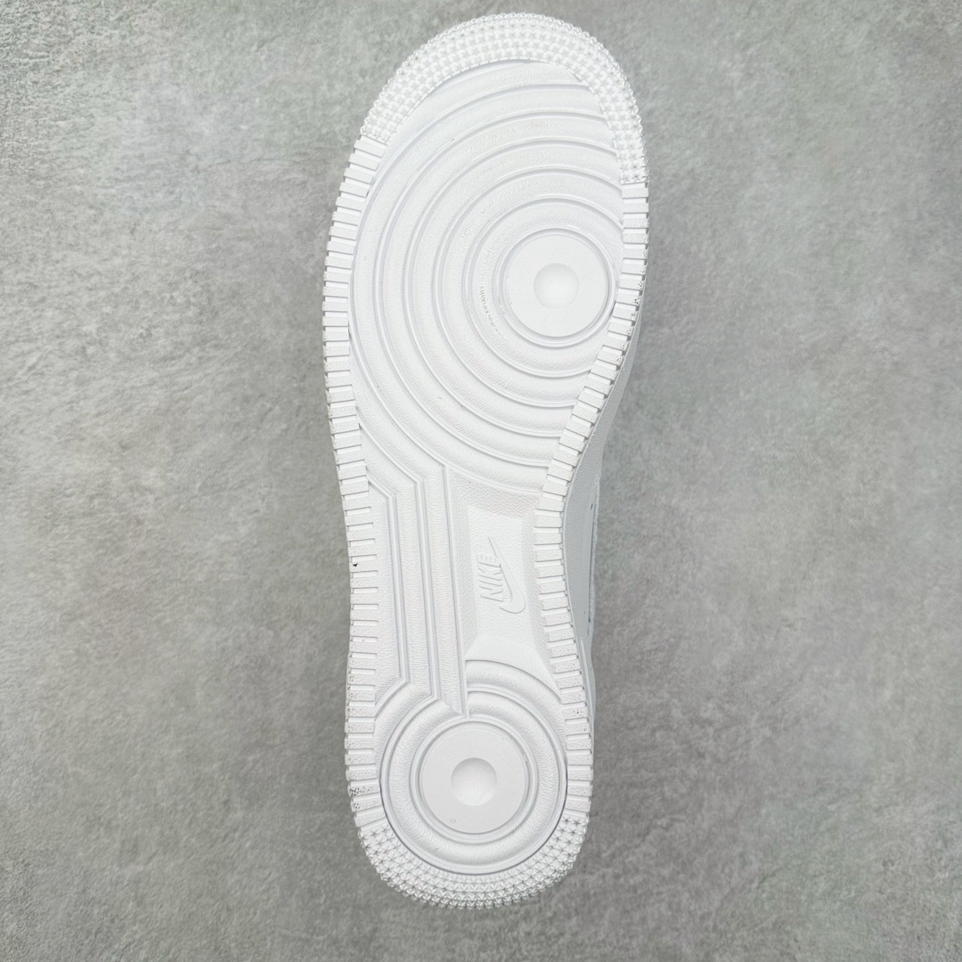 图片[9]-＃特价福利 NK Air Force 1´07 Low 空军一号百搭休闲运动板鞋 DIY得物定制配色 柔软、弹性十足的缓震性能和出色的中底设计 横跨复古与现代的外型结合 造就出风靡全球三十多年的Force 1 直到今天还深受青睐 尺码：35.5 36 36.5 37.5 38 38.5 39 40 40.5 41 42 42.5 43 44 44.5 45-选品中心