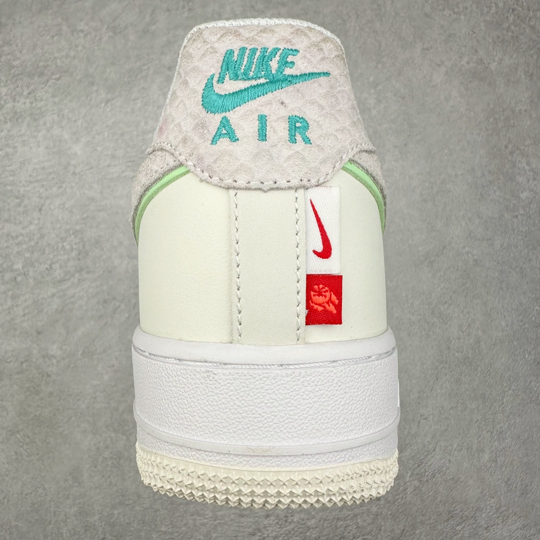 图片[8]-＃特价福利 NK Air Force 1´07 Low 空军一号百搭休闲运动板鞋 DIY得物定制配色 柔软、弹性十足的缓震性能和出色的中底设计 横跨复古与现代的外型结合 造就出风靡全球三十多年的Force 1 直到今天还深受青睐 尺码：35.5 36 36.5 37.5 38 38.5 39 40 40.5 41 42 42.5 43 44 44.5 45-选品中心