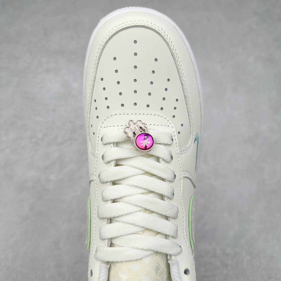 图片[4]-＃特价福利 NK Air Force 1´07 Low 空军一号百搭休闲运动板鞋 DIY得物定制配色 柔软、弹性十足的缓震性能和出色的中底设计 横跨复古与现代的外型结合 造就出风靡全球三十多年的Force 1 直到今天还深受青睐 尺码：35.5 36 36.5 37.5 38 38.5 39 40 40.5 41 42 42.5 43 44 44.5 45-选品中心