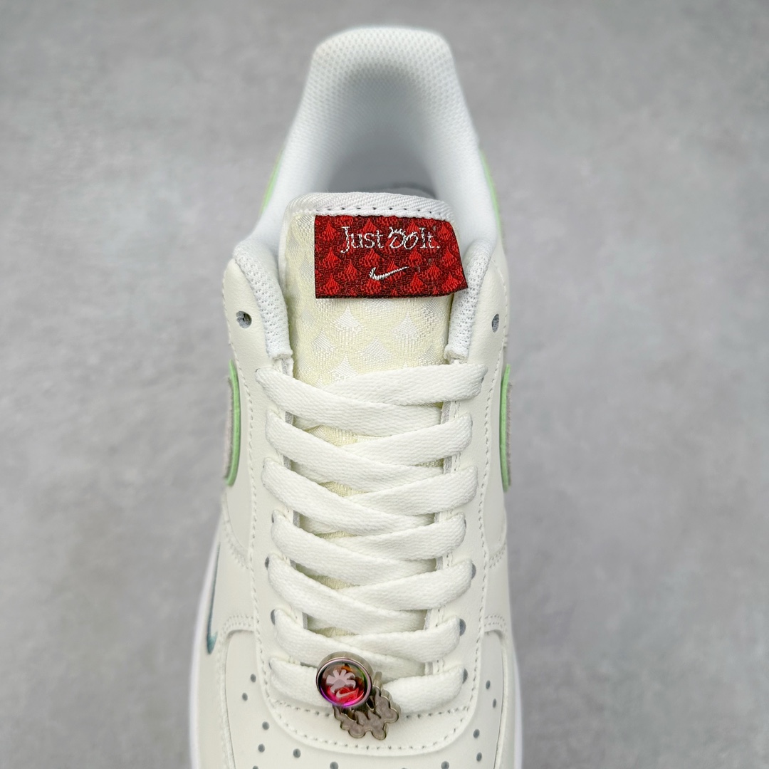 图片[5]-＃特价福利 NK Air Force 1´07 Low 空军一号百搭休闲运动板鞋 DIY得物定制配色 柔软、弹性十足的缓震性能和出色的中底设计 横跨复古与现代的外型结合 造就出风靡全球三十多年的Force 1 直到今天还深受青睐 尺码：35.5 36 36.5 37.5 38 38.5 39 40 40.5 41 42 42.5 43 44 44.5 45-选品中心