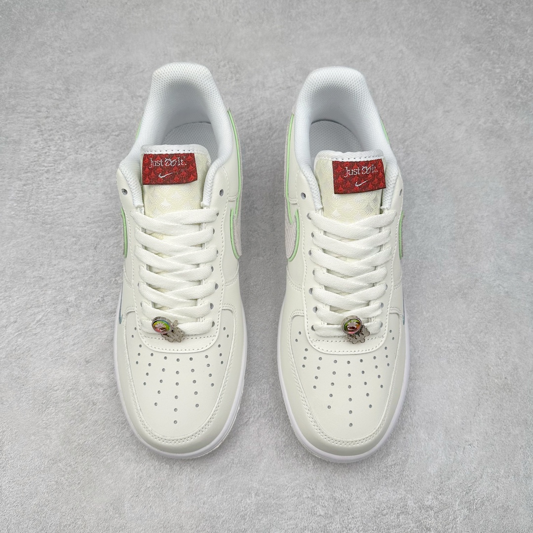 图片[2]-＃特价福利 NK Air Force 1´07 Low 空军一号百搭休闲运动板鞋 DIY得物定制配色 柔软、弹性十足的缓震性能和出色的中底设计 横跨复古与现代的外型结合 造就出风靡全球三十多年的Force 1 直到今天还深受青睐 尺码：35.5 36 36.5 37.5 38 38.5 39 40 40.5 41 42 42.5 43 44 44.5 45-选品中心