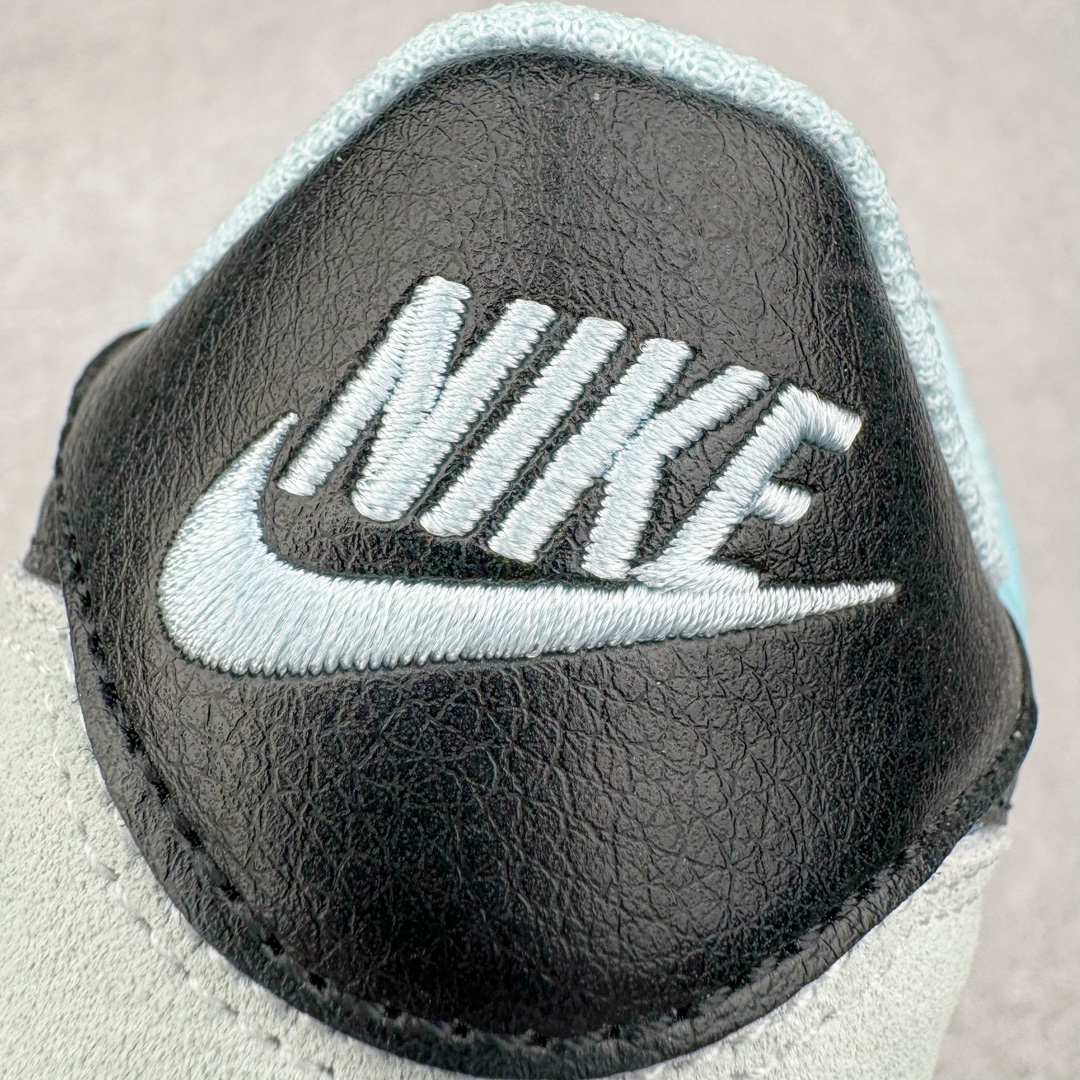 图片[16]-＃JC纯原 NK Classic Cortez Leather 阿甘复古初代皮革慢跑鞋 DZ2795-401 实体平台指令订单 全套原纸板楦头开发 原厂数据大底磨具 一比一鞋头弧度高度鞋身弧度 细节品控鞋型随意对比 正确烫金高频细节 公司级标准检验QC 区分市面一切版本 完美复刻阿甘复古鞋型 尺码：35.5 36 36.5 37.5 38 38.5 39 40 40.5 41 42 42.5 43 44 45-选品中心