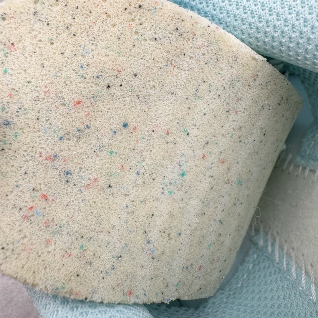 图片[11]-＃JC纯原 NK Classic Cortez Leather 阿甘复古初代皮革慢跑鞋 DZ2795-401 实体平台指令订单 全套原纸板楦头开发 原厂数据大底磨具 一比一鞋头弧度高度鞋身弧度 细节品控鞋型随意对比 正确烫金高频细节 公司级标准检验QC 区分市面一切版本 完美复刻阿甘复古鞋型 尺码：35.5 36 36.5 37.5 38 38.5 39 40 40.5 41 42 42.5 43 44 45-选品中心