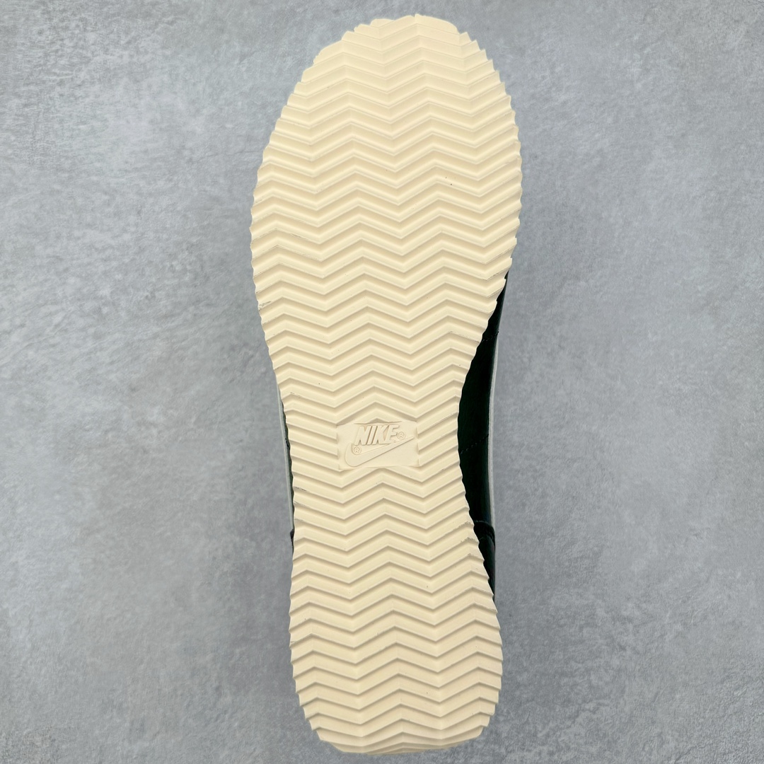 图片[9]-＃JC纯原 NK Classic Cortez Leather 阿甘复古初代皮革慢跑鞋 FB6877-001 实体平台指令订单 全套原纸板楦头开发 原厂数据大底磨具 一比一鞋头弧度高度鞋身弧度 细节品控鞋型随意对比 正确烫金高频细节 公司级标准检验QC 区分市面一切版本 完美复刻阿甘复古鞋型 尺码：35.5 36 36.5 37.5 38 38.5 39 40 40.5 41 42 42.5 43 44 45-选品中心