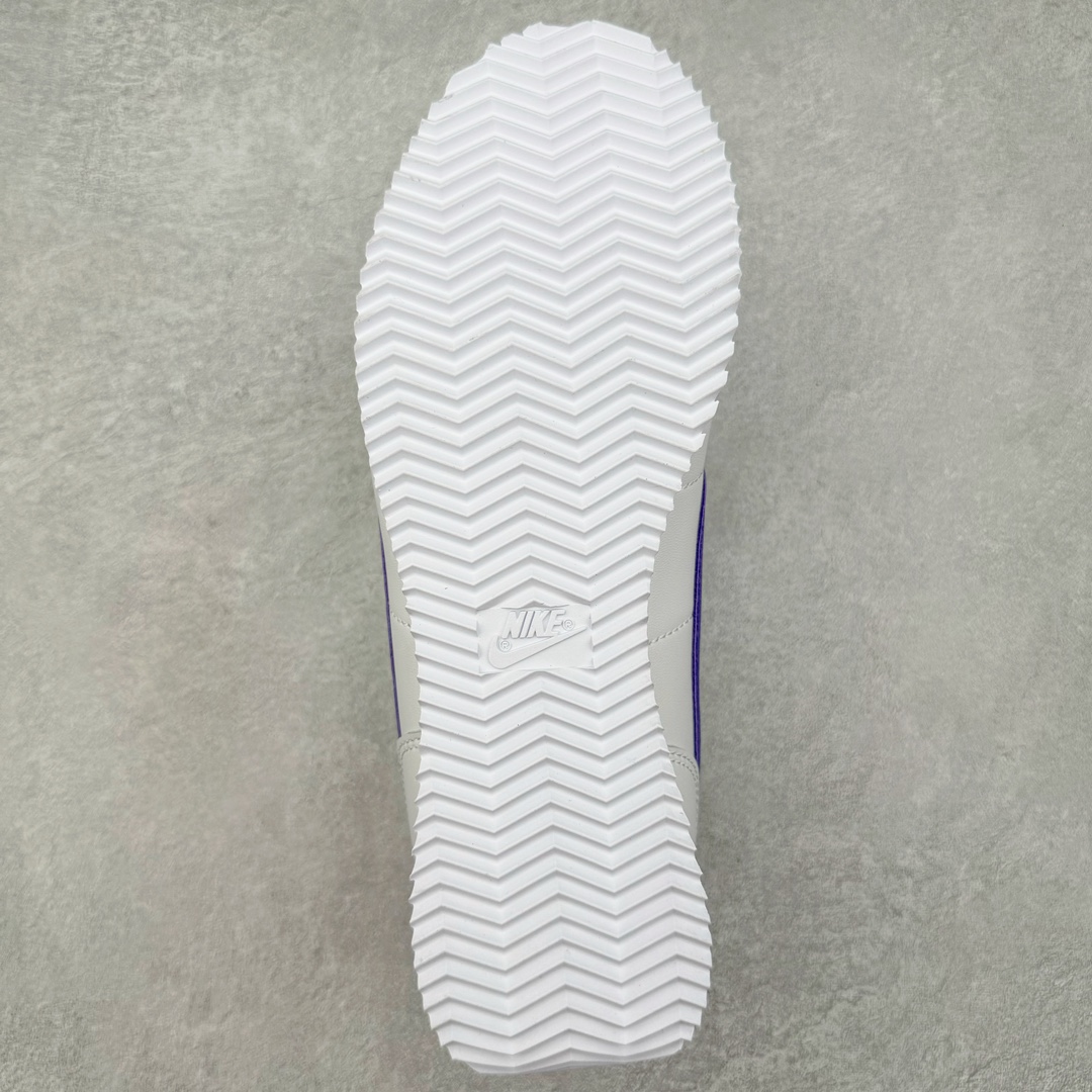 图片[9]-＃JC纯原 NK Classic Cortez Leather 阿甘复古初代皮革慢跑鞋 DM4044-106 实体平台指令订单 全套原纸板楦头开发 原厂数据大底磨具 一比一鞋头弧度高度鞋身弧度 细节品控鞋型随意对比 正确烫金高频细节 公司级标准检验QC 区分市面一切版本 完美复刻阿甘复古鞋型 尺码：35.5 36 36.5 37.5 38 38.5 39 40 40.5 41 42 42.5 43 44 45-选品中心