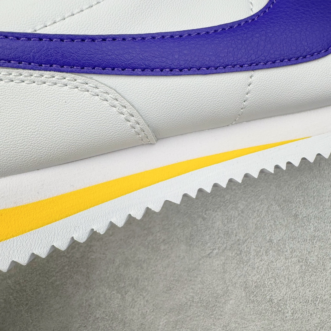 图片[18]-＃JC纯原 NK Classic Cortez Leather 阿甘复古初代皮革慢跑鞋 DM4044-106 实体平台指令订单 全套原纸板楦头开发 原厂数据大底磨具 一比一鞋头弧度高度鞋身弧度 细节品控鞋型随意对比 正确烫金高频细节 公司级标准检验QC 区分市面一切版本 完美复刻阿甘复古鞋型 尺码：35.5 36 36.5 37.5 38 38.5 39 40 40.5 41 42 42.5 43 44 45-选品中心