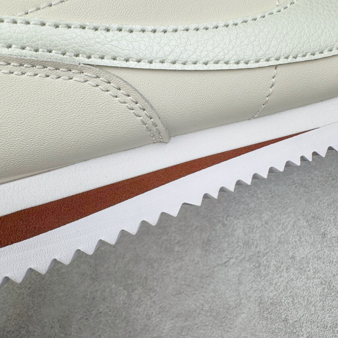 图片[19]-＃JC纯原 NK Classic Cortez Leather 阿甘复古初代皮革慢跑鞋 DN1791-003 实体平台指令订单 全套原纸板楦头开发 原厂数据大底磨具 一比一鞋头弧度高度鞋身弧度 细节品控鞋型随意对比 正确烫金高频细节 公司级标准检验QC 区分市面一切版本 完美复刻阿甘复古鞋型 尺码：35.5 36 36.5 37.5 38 38.5 39 40 40.5 41 42 42.5 43 44 45-选品中心