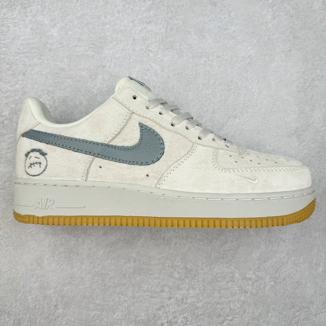 NK Air Force 1´07 Low 空军一号低帮百搭休闲运动板鞋 DF0188-022 柔软、弹性十足的缓震性能和出色的中底设计 横跨复古与现代的外型结合 造就出风靡全球 三十多年的Force 1 直到今天还深受青睐 尺码:36 36.5 37.5 38 38.5 39 40 40.5 41 42 42.5 43 44 44.5 45-选品中心