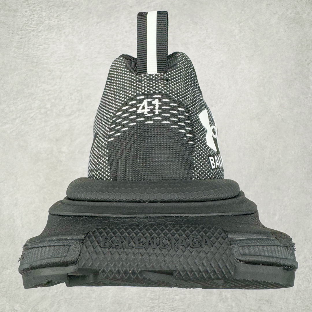 图片[8]-＃JC BALENCIAGA 3XL Sneakers 巴黎世家十代网布系带低帮走秀复古老爹鞋 全套原纸板楦头开发 最原汁原味的灵魂版型 全鞋荧光划线卡点 胶水把控整洁度追求极致完美 每一双都是工艺品 多重QC质检 超越公司货的品控标准 实实在在的免检产品 原盒原配 正确字体电绣 粗细、位置、大小正确 侧边TPU 透气孔匹配意产原版 正确分离大底 TPU软底 原版一致大底LOGO 立体感十足 原厂皮料水洗做旧 采购原厂网纱 不含皮革 网布材料和聚氨酯 磨损效果 鞋头边缘和后帮 Balenciaga 徽标 鞋面和后跟凸印尺码 鞋舌 3XL 橡胶品牌标识和反光细节 鞋帮拉袢和鞋舌拉祥 配反光细节 备用鞋带在鞋履前侧 可在穿着前取下 便于不同造型搭配 正常尺码 尺码：35 36 37 38 39 40 41 42 43 44 45 46-选品中心