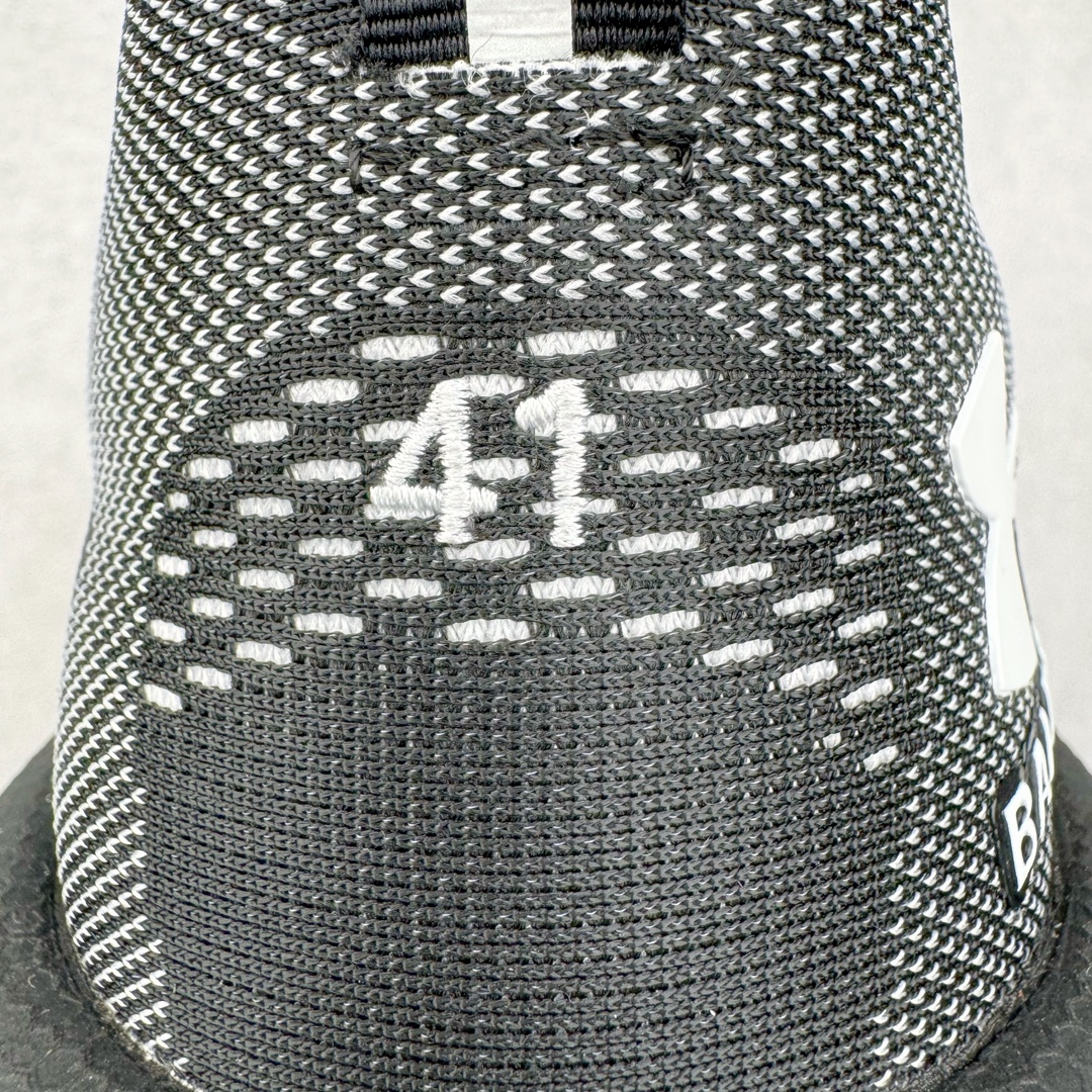 图片[12]-＃JC BALENCIAGA 3XL Sneakers 巴黎世家十代网布系带低帮走秀复古老爹鞋 全套原纸板楦头开发 最原汁原味的灵魂版型 全鞋荧光划线卡点 胶水把控整洁度追求极致完美 每一双都是工艺品 多重QC质检 超越公司货的品控标准 实实在在的免检产品 原盒原配 正确字体电绣 粗细、位置、大小正确 侧边TPU 透气孔匹配意产原版 正确分离大底 TPU软底 原版一致大底LOGO 立体感十足 原厂皮料水洗做旧 采购原厂网纱 不含皮革 网布材料和聚氨酯 磨损效果 鞋头边缘和后帮 Balenciaga 徽标 鞋面和后跟凸印尺码 鞋舌 3XL 橡胶品牌标识和反光细节 鞋帮拉袢和鞋舌拉祥 配反光细节 备用鞋带在鞋履前侧 可在穿着前取下 便于不同造型搭配 正常尺码 尺码：35 36 37 38 39 40 41 42 43 44 45 46-选品中心