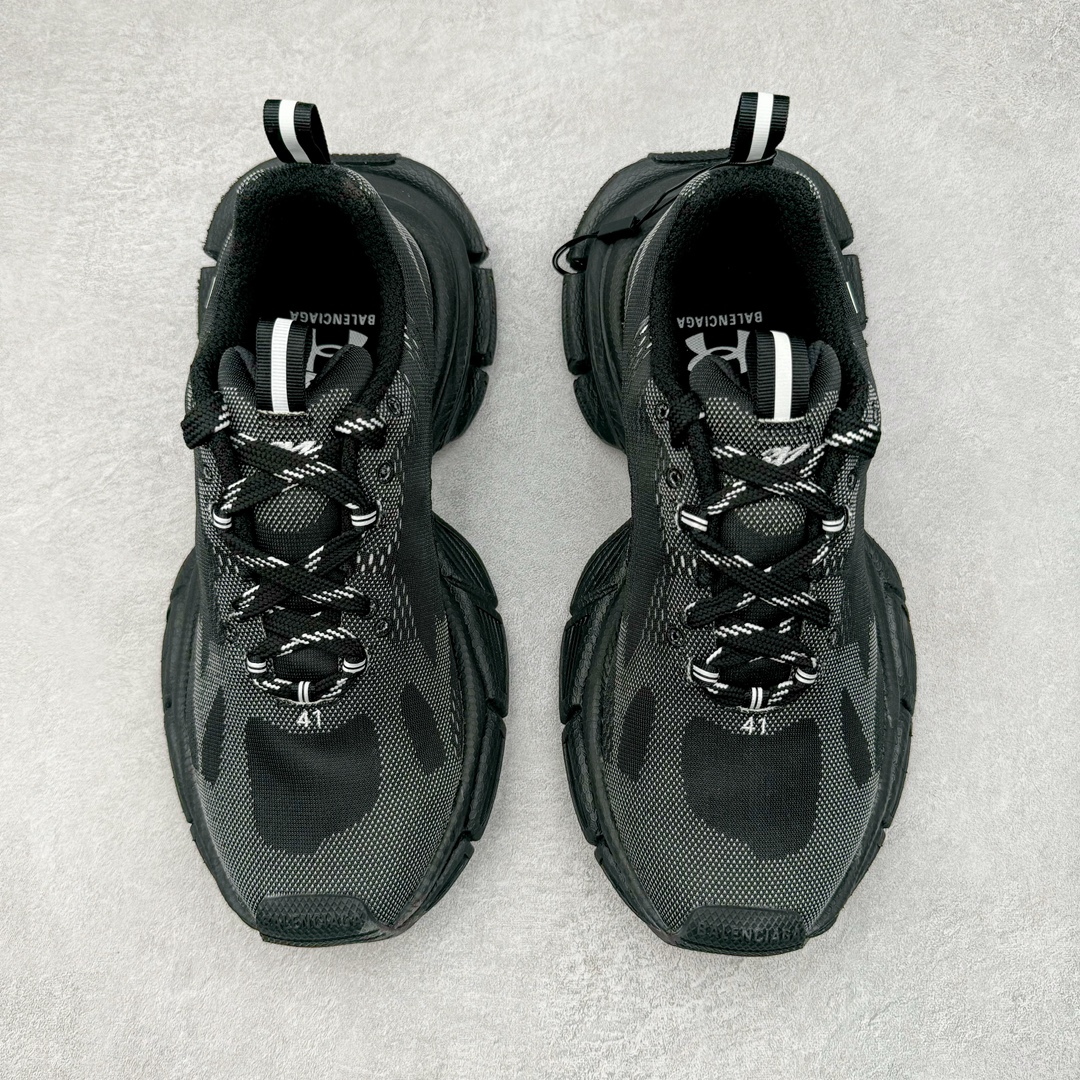 图片[2]-＃JC BALENCIAGA 3XL Sneakers 巴黎世家十代网布系带低帮走秀复古老爹鞋 全套原纸板楦头开发 最原汁原味的灵魂版型 全鞋荧光划线卡点 胶水把控整洁度追求极致完美 每一双都是工艺品 多重QC质检 超越公司货的品控标准 实实在在的免检产品 原盒原配 正确字体电绣 粗细、位置、大小正确 侧边TPU 透气孔匹配意产原版 正确分离大底 TPU软底 原版一致大底LOGO 立体感十足 原厂皮料水洗做旧 采购原厂网纱 不含皮革 网布材料和聚氨酯 磨损效果 鞋头边缘和后帮 Balenciaga 徽标 鞋面和后跟凸印尺码 鞋舌 3XL 橡胶品牌标识和反光细节 鞋帮拉袢和鞋舌拉祥 配反光细节 备用鞋带在鞋履前侧 可在穿着前取下 便于不同造型搭配 正常尺码 尺码：35 36 37 38 39 40 41 42 43 44 45 46-选品中心