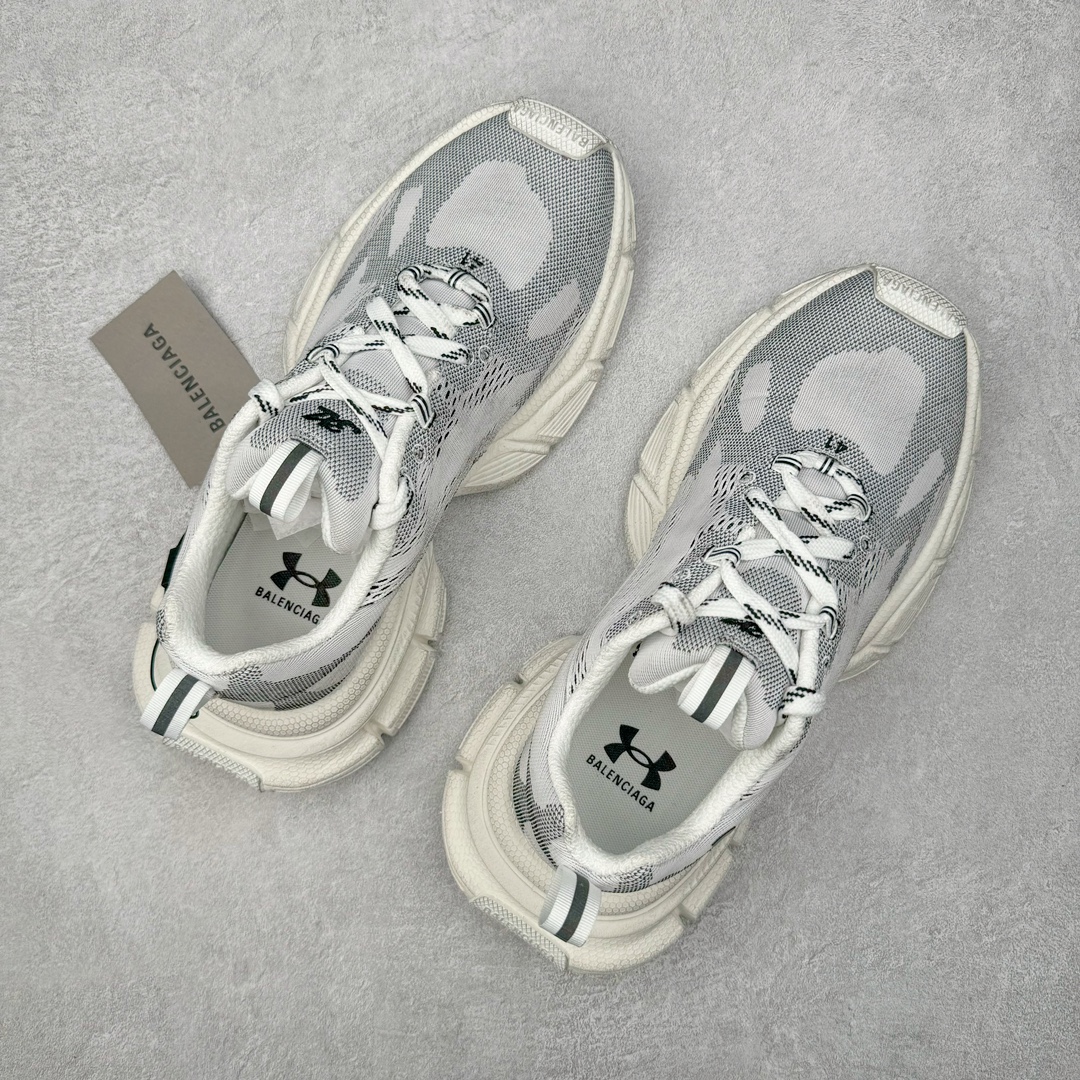 图片[3]-＃JC BALENCIAGA 3XL Sneakers 巴黎世家十代网布系带低帮走秀复古老爹鞋 全套原纸板楦头开发 最原汁原味的灵魂版型 全鞋荧光划线卡点 胶水把控整洁度追求极致完美 每一双都是工艺品 多重QC质检 超越公司货的品控标准 实实在在的免检产品 原盒原配 正确字体电绣 粗细、位置、大小正确 侧边TPU 透气孔匹配意产原版 正确分离大底 TPU软底 原版一致大底LOGO 立体感十足 原厂皮料水洗做旧 采购原厂网纱 不含皮革 网布材料和聚氨酯 磨损效果 鞋头边缘和后帮 Balenciaga 徽标 鞋面和后跟凸印尺码 鞋舌 3XL 橡胶品牌标识和反光细节 鞋帮拉袢和鞋舌拉祥 配反光细节 备用鞋带在鞋履前侧 可在穿着前取下 便于不同造型搭配 正常尺码 尺码：35 36 37 38 39 40 41 42 43 44 45 46-选品中心