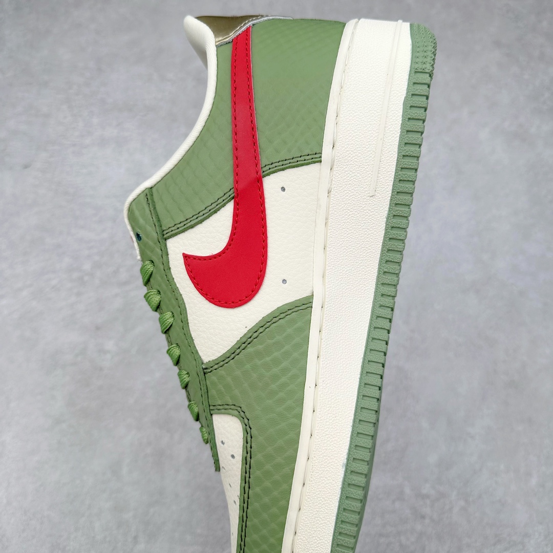 图片[7]-NK Air Force 1´07 Low 空军一号低帮百搭休闲运动板鞋 KK1988-028 柔软、弹性十足的缓震性能和出色的中底设计 横跨复古与现代的外型结合 造就出风靡全球 三十多年的Force 1 直到今天还深受青睐 尺码：36 36.5 37.5 38 38.5 39 40 40.5 41 42 42.5 43 44 44.5 45-选品中心