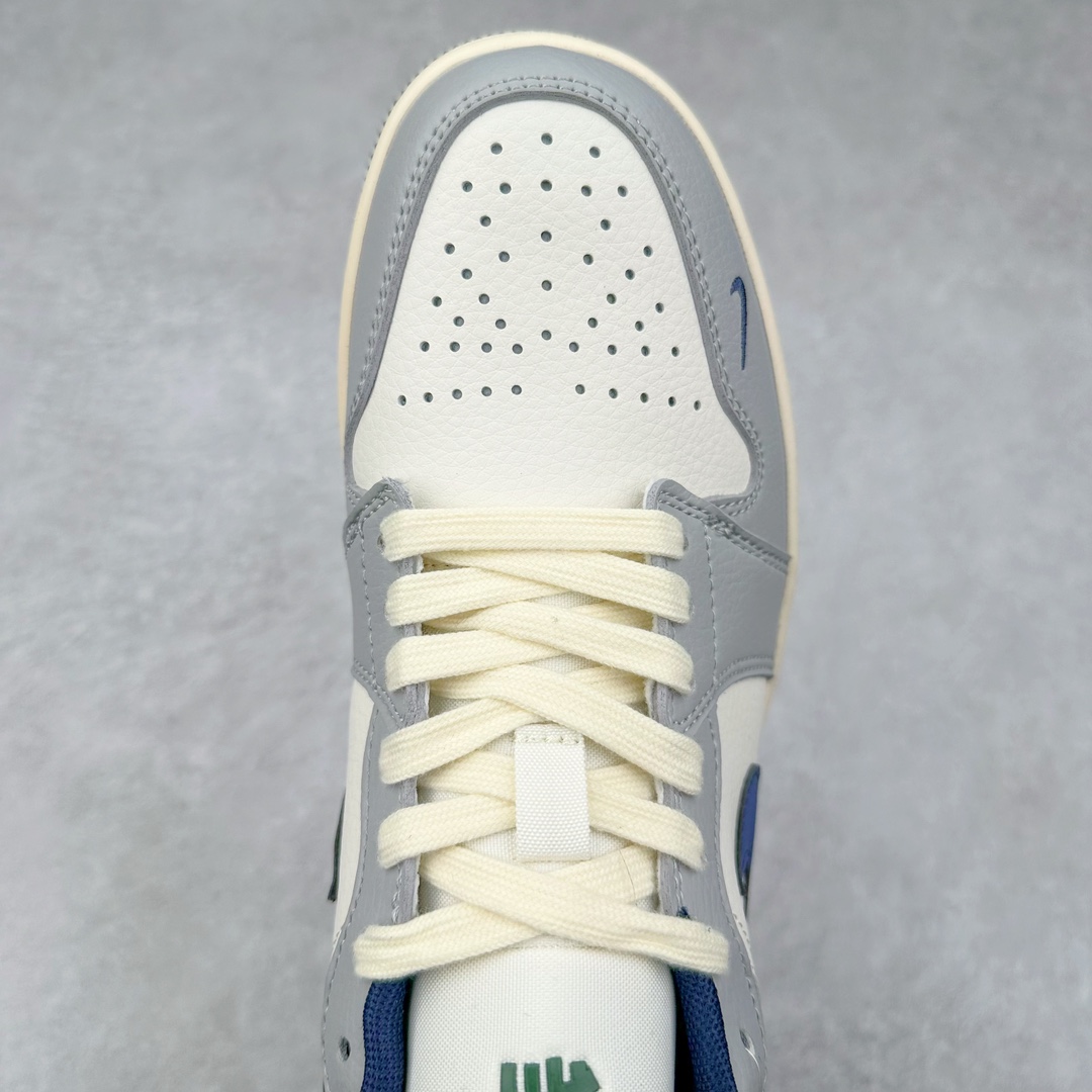 图片[4]-TS x Air Jordan AJ1 Low 倒钩低帮联名定制配色 JJ8688-005 原厂内置气垫魔块 A模大底 头层小牛皮 鞋舌AJ原厂专用牛津布+AJ专用反口珍珠布+原厂无杂质高弹内里海棉+特殊封边弹力鞋带 尺码：36 36.5 37.5 38 38.5 39 40 40.5 41 42 42.5 43 44 44.5 45 46 47.5-选品中心