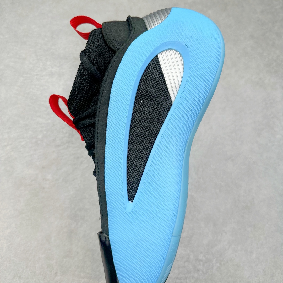 图片[7]-AD Harden Vol. 8 哈登八代签名篮球鞋 IE2688 采用了“袜套式”设计，在十多年前这一设计极为风靡，将帅气和简洁融为一体。现在Harden Vol. 8将袜套鞋领重新拾起，并配合内靴，易穿脱且包裹佳。泪滴形EVA结构骨架提供横向支持和快速移动时的稳定性。全掌JET BOOST科技提供缓震和能量反馈，助你整场保持活力。多向“JH”抓地纹路设计提供优秀抓地力，使球员能够在场上迅速变向、急停或启动，更好地掌控比赛。尺码：40 40.5 41 42 42.5 43 44 44.5 45 46-选品中心