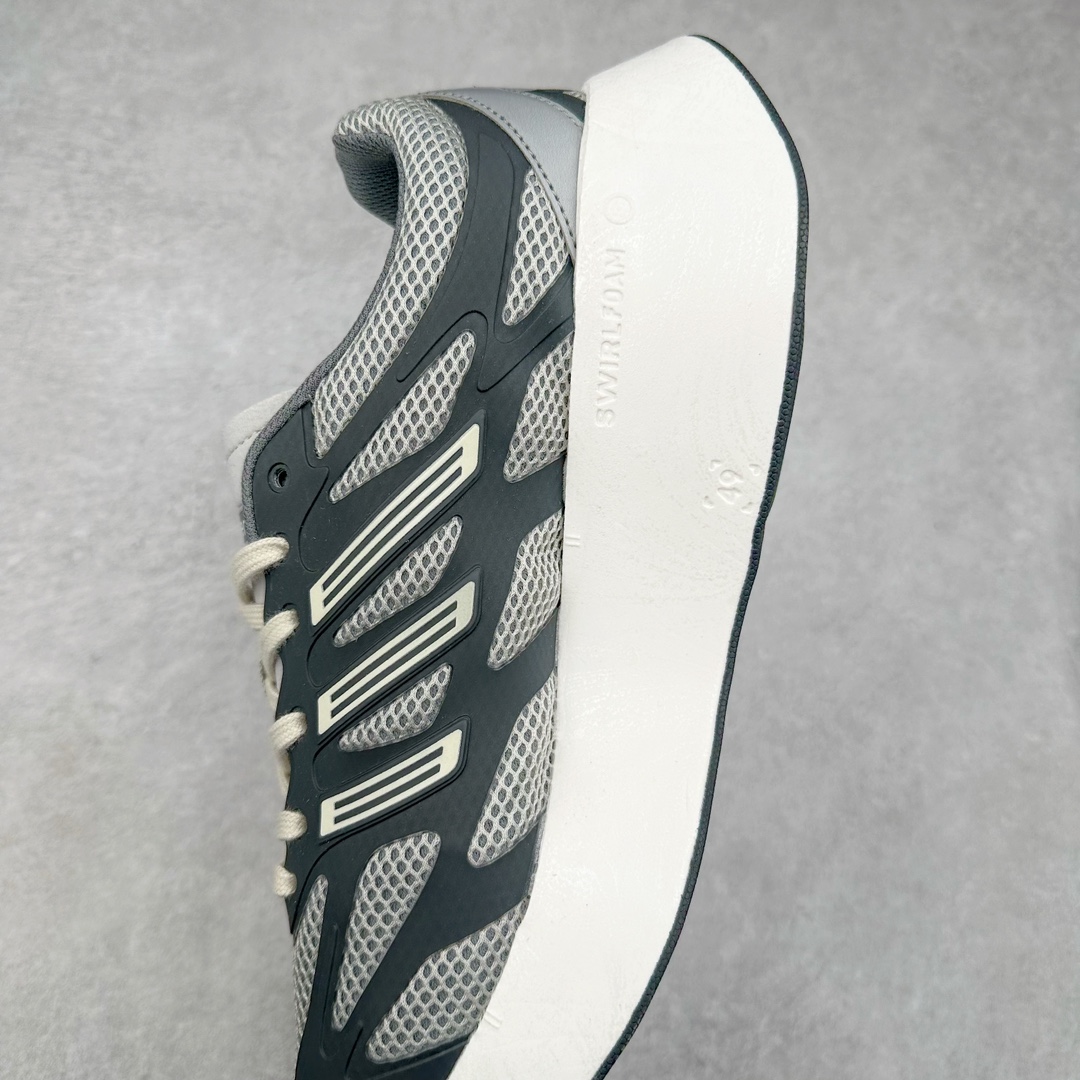 图片[7]-AD Adizero Aruku 全新跑鞋 JQ7391 以永动机为灵感的前卫造型 以及时下流行的厚底设定 让人无比期待 “Aruku” 在日文中是行走的意思 昭示了这是一双定位于大众日常训练或慢跑的鞋款 黑、白、红三色的撞色外观 搭配街头感、现代感十足的鞋面线条勾勒 格外引人注目 搭配丰沛的全新 Swirlfoam 泡棉厚底 虽然不像顶级竞速跑鞋那般极致 但也将日常舒适和时尚颜值平衡到位 尺码：36 36.5 37.5 38 38.5 39 40 40.5 41 42 42.5 43 44 44.5 45-选品中心