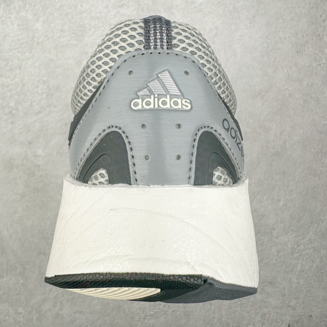 图片[8]-AD Adizero Aruku 全新跑鞋 JQ7391 以永动机为灵感的前卫造型 以及时下流行的厚底设定 让人无比期待 “Aruku” 在日文中是行走的意思 昭示了这是一双定位于大众日常训练或慢跑的鞋款 黑、白、红三色的撞色外观 搭配街头感、现代感十足的鞋面线条勾勒 格外引人注目 搭配丰沛的全新 Swirlfoam 泡棉厚底 虽然不像顶级竞速跑鞋那般极致 但也将日常舒适和时尚颜值平衡到位 尺码：36 36.5 37.5 38 38.5 39 40 40.5 41 42 42.5 43 44 44.5 45-选品中心